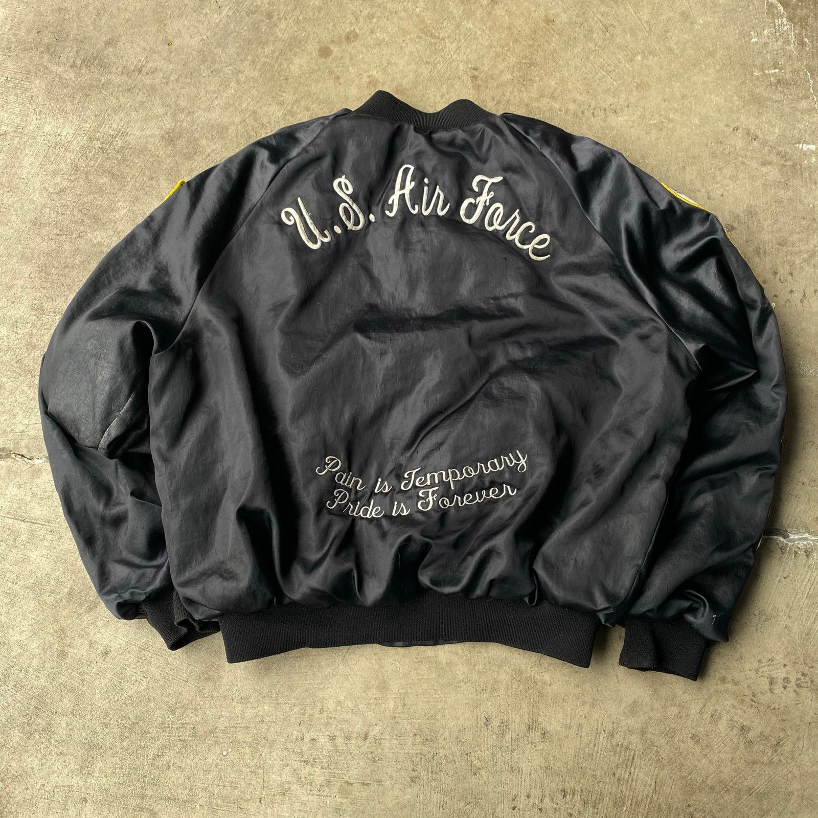 Vintage VINTAGE US AIR FORCE CHAINSTITCHED JACKET LARGE SOUVENIR Size US L / EU 52-54 / 3 - 1 Thumbnail