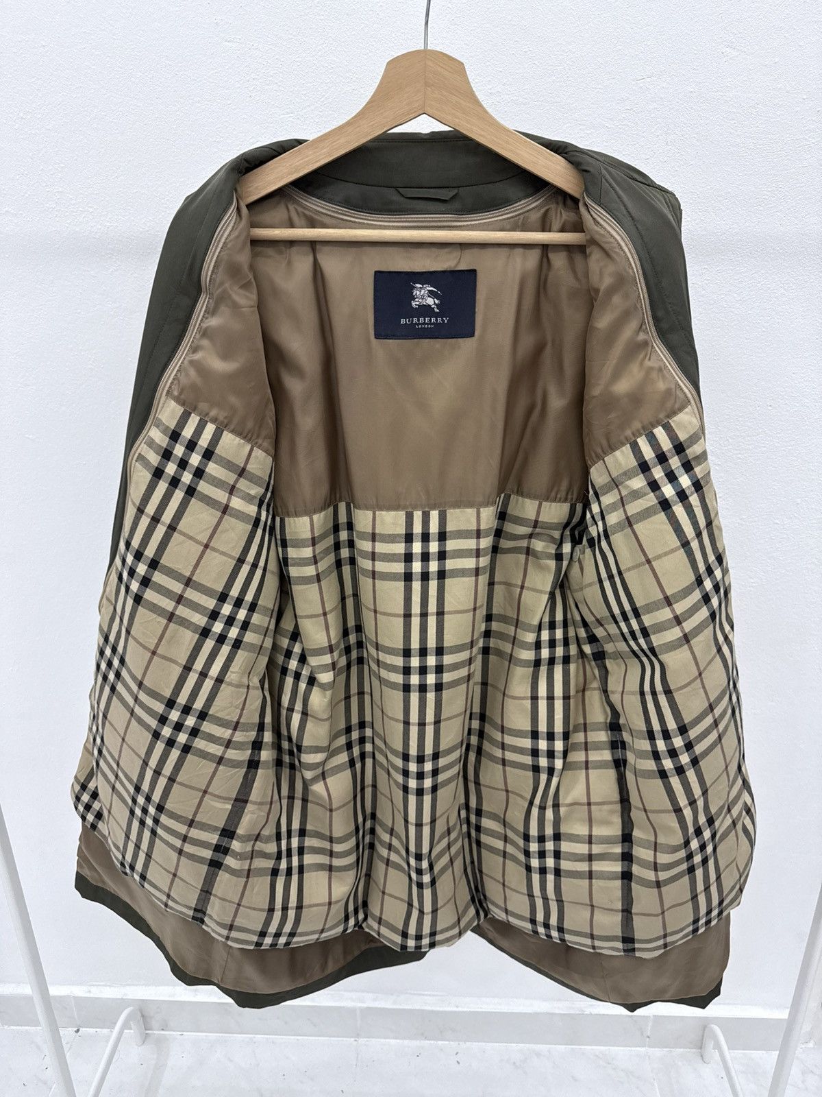 Burberry Burberry London Nova Checkered Parka / Puffer Jacket Size US M / EU 48-50 / 2 - 3 Thumbnail