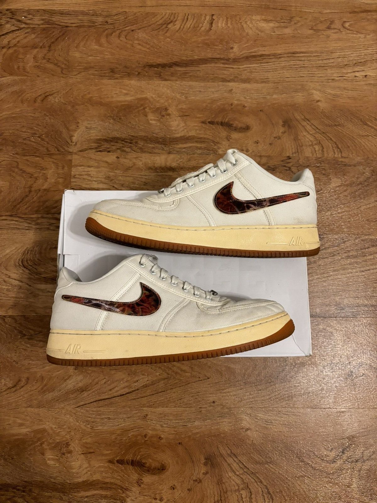 Nike × Travis Scott Travis Scott x Nike Air Force 1 “sail” Size US 12 / EU 45 - 3 Thumbnail