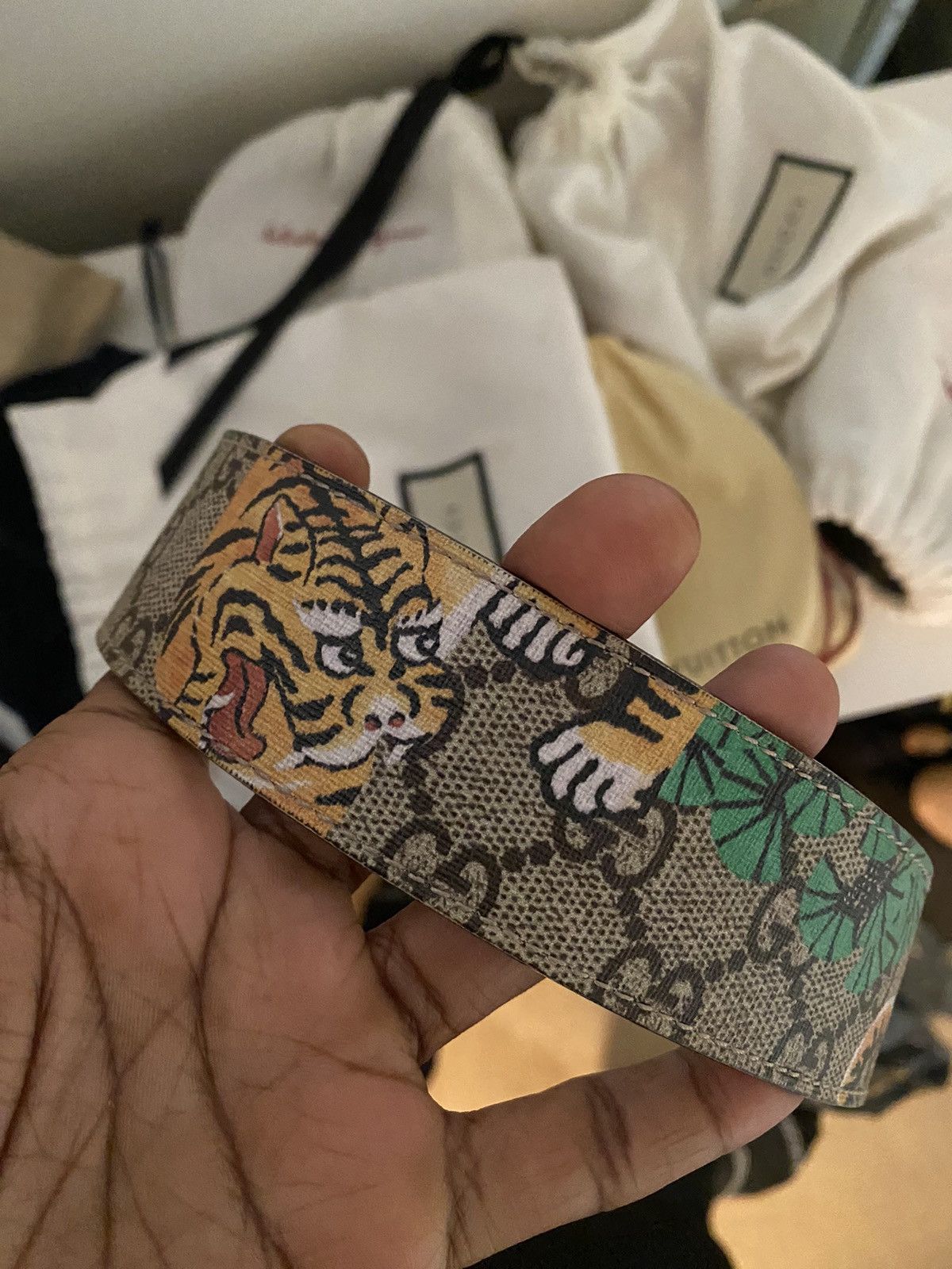 Gucci tiger print belt deals