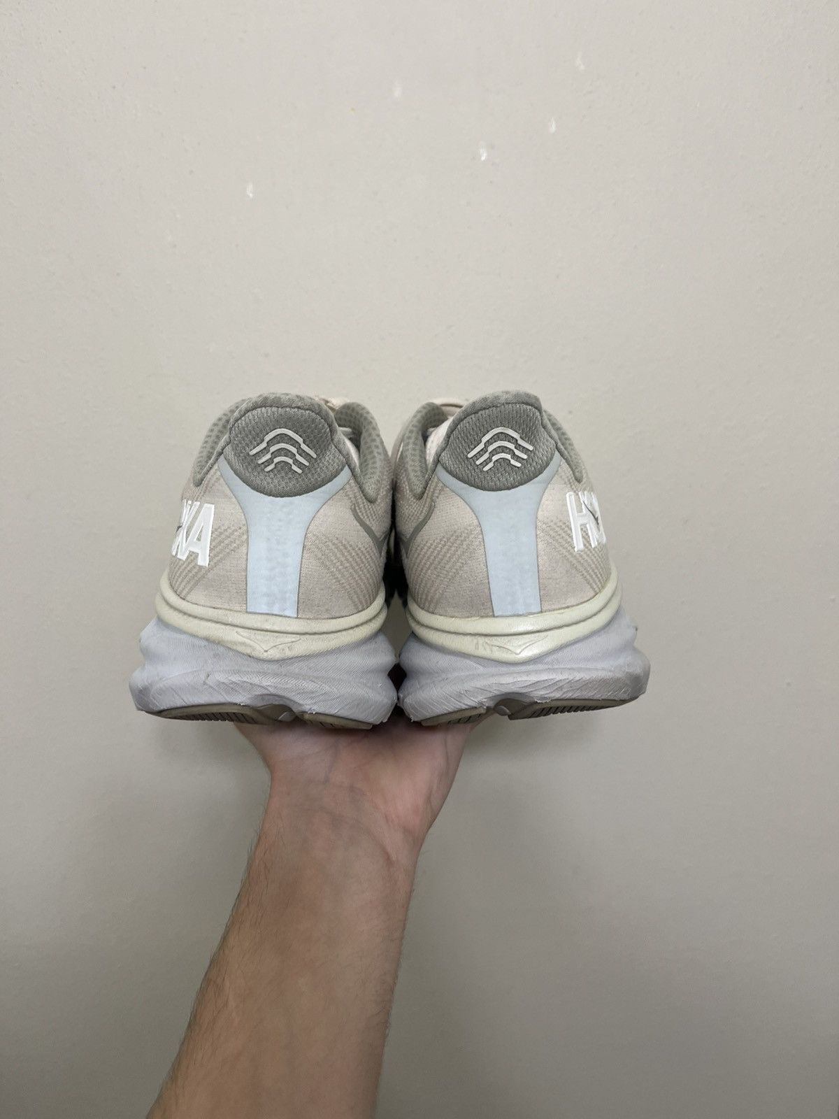 Hoka Hoka Clifton 9 US Mens Size 10.5 Size US 10.5 / EU 43-44 - 5 Thumbnail