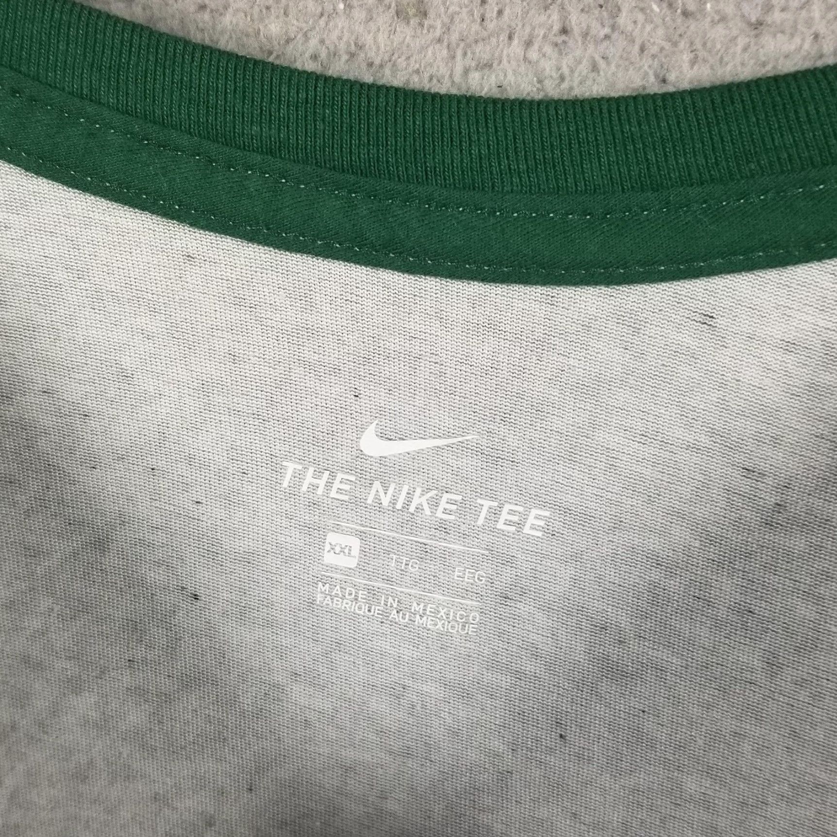 Nike Nike Shirt Womens 2XL Green Gray Raglan 3/4 Sleeve The Nike Tee Swoosh Training Size XXL / US 16-18 / IT 52-54 - 3 Thumbnail