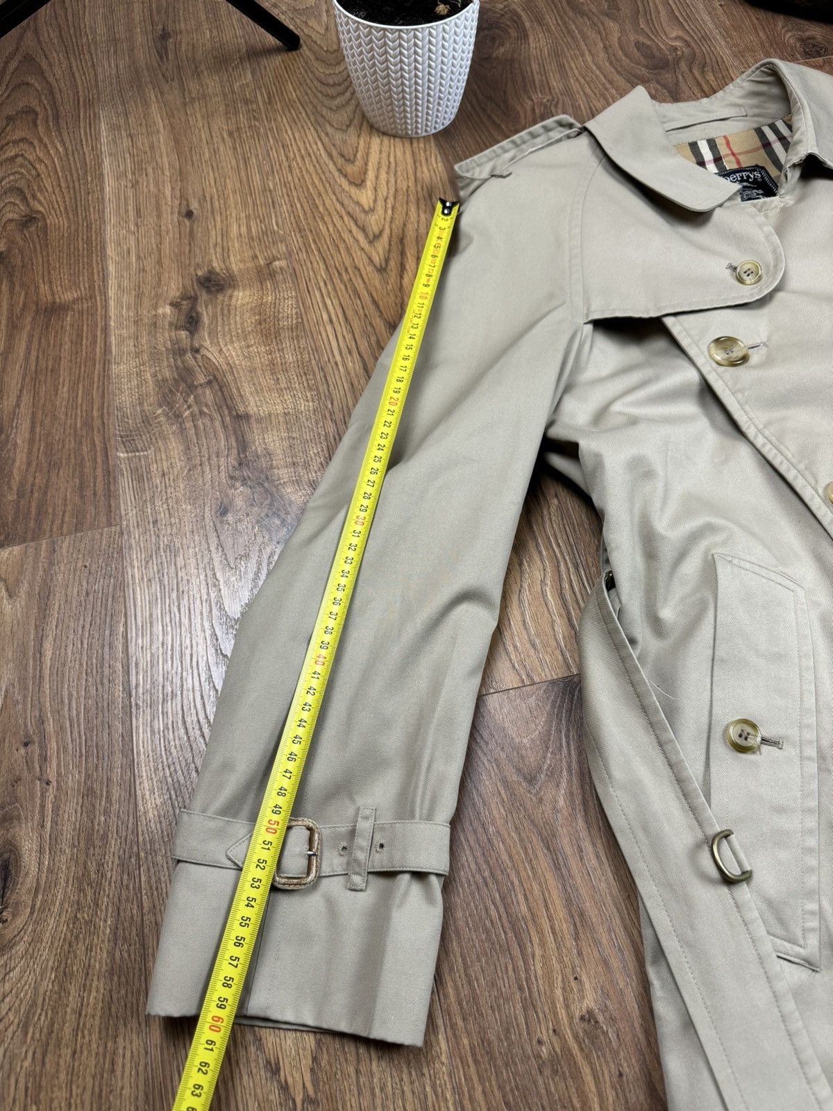 Burberry Vintage trench coat Burberry original luxury streetwear item Size M / US 6-8 / IT 42-44 - 7 Thumbnail