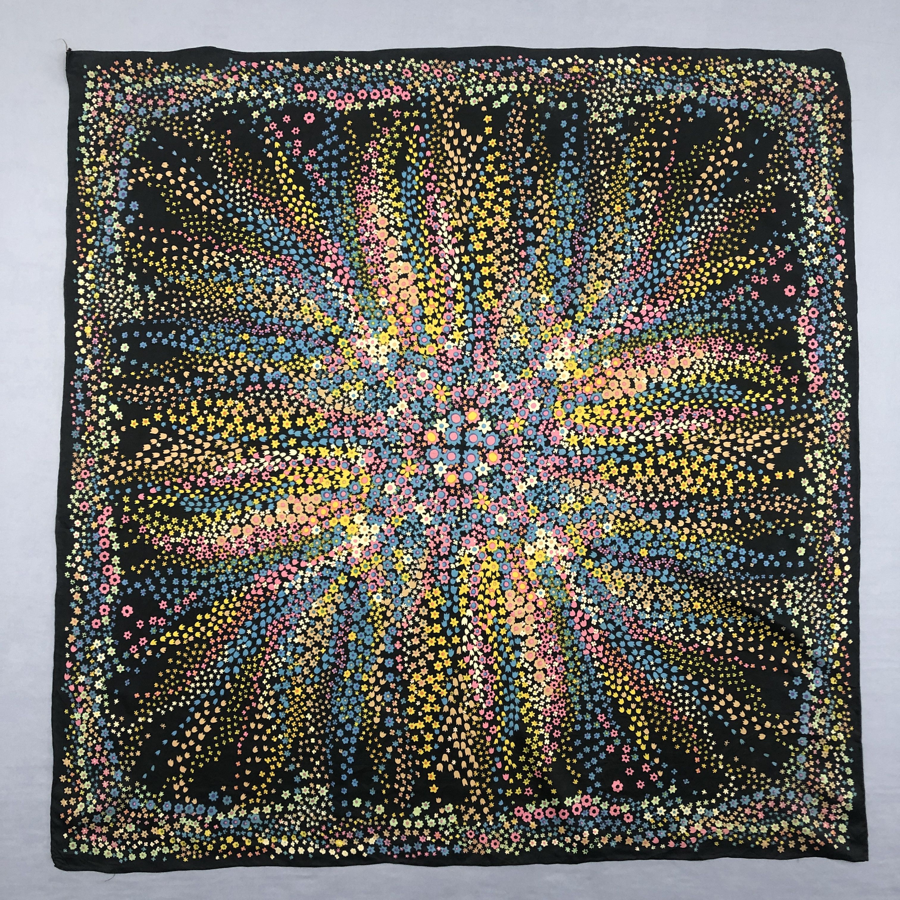 Other Vintage SILK Scarf Twill Stole Wraps 56789 Size ONE SIZE - 1 Thumbnail