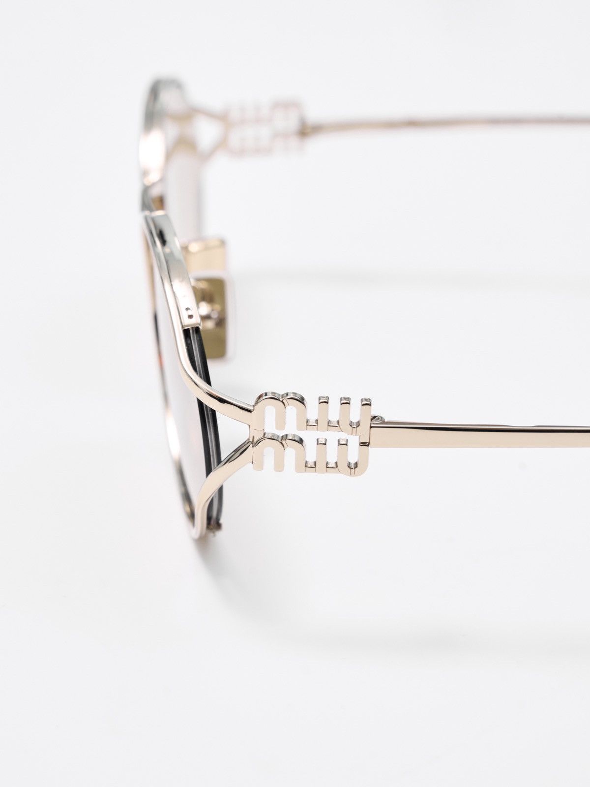 Miu Miu MIU MIU 0MU 52YS ZVN10R Size ONE SIZE - 2 Thumbnail