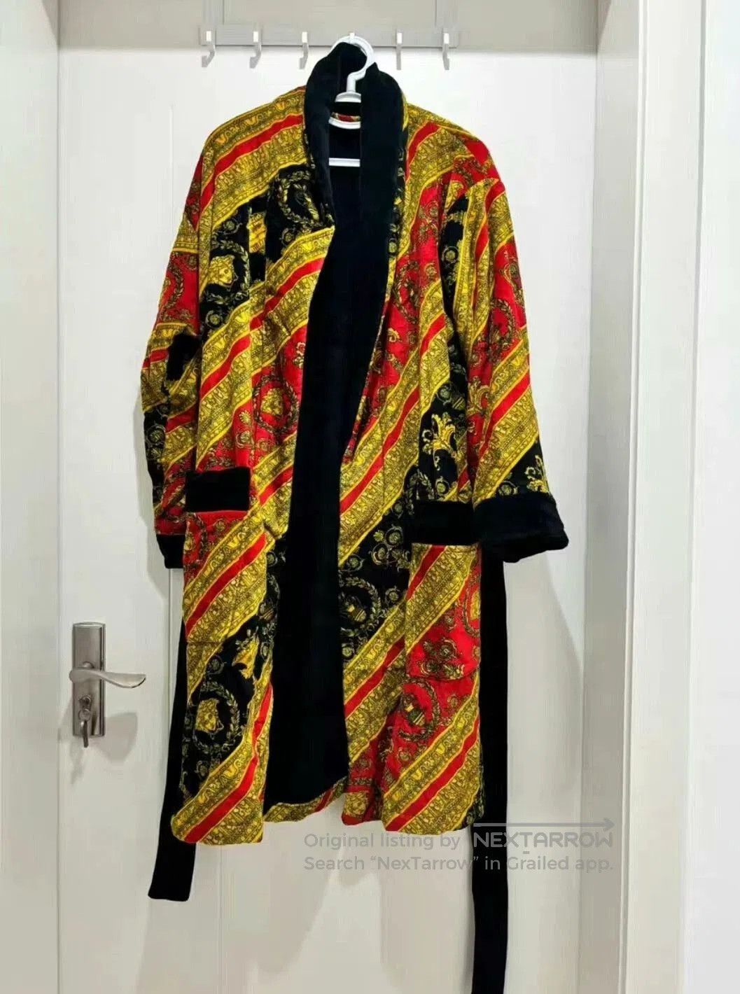 Versace Versace Printed Bathrobe Coat. Size US S / EU 44-46 / 1 - 1 Thumbnail