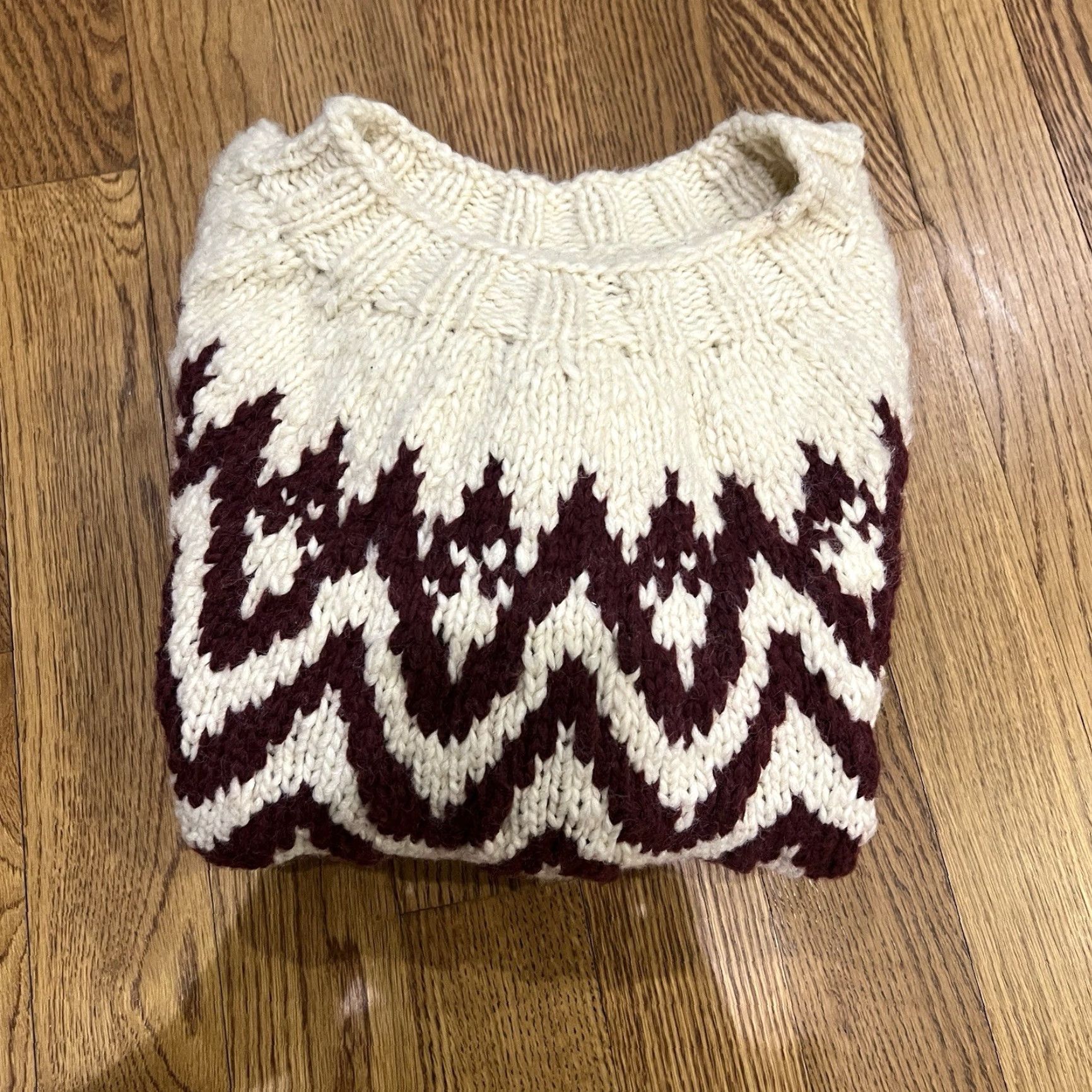 Vintage Unisex 2XL Knitted Sweater Crew Neck Long Sleeve Chunky Knit Fall Winter Casual Travel Cafe Style Maroon Ivory Size XXL / US 16-18 / IT 52-54 - 7 Thumbnail