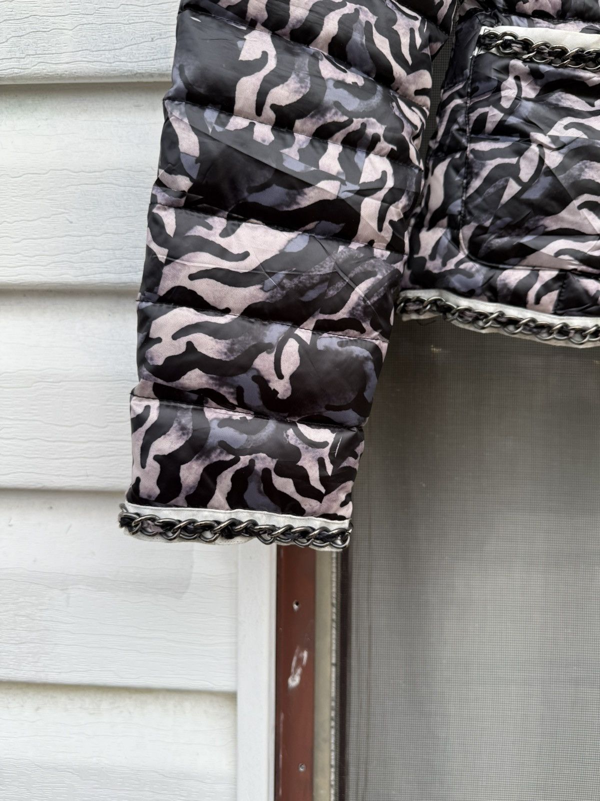 Ed Hardy Ed Hardy Quilted Down Jacket Chain Details Tiger XS(Fits S) Size XS / US 0-2 / IT 36-38 - 15 Thumbnail