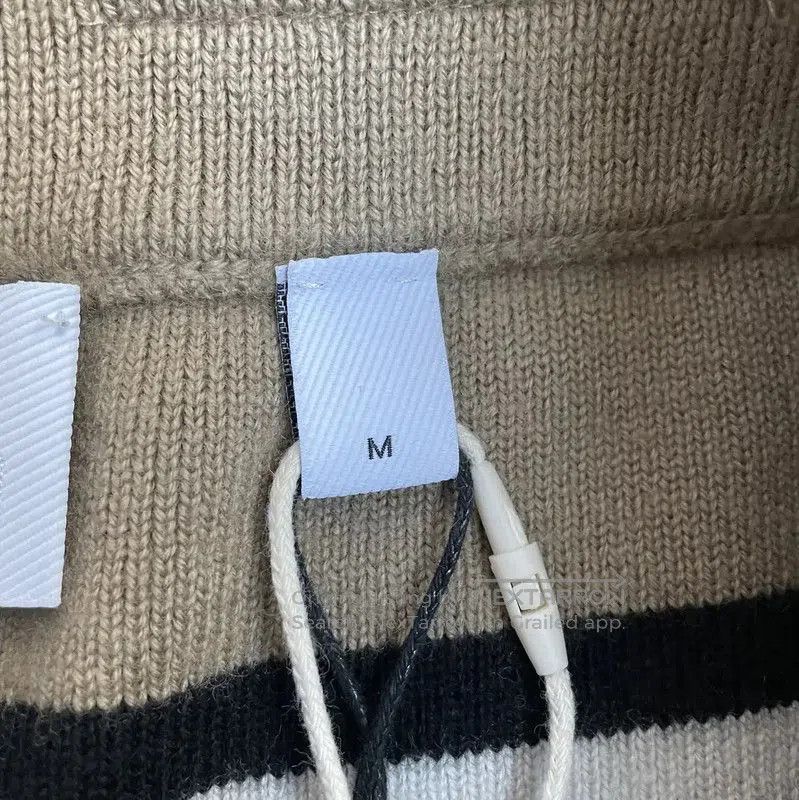 Burberry Burberry Men's Light Brown Wool Shorts. Size US 30 / EU 46 - 4 Thumbnail