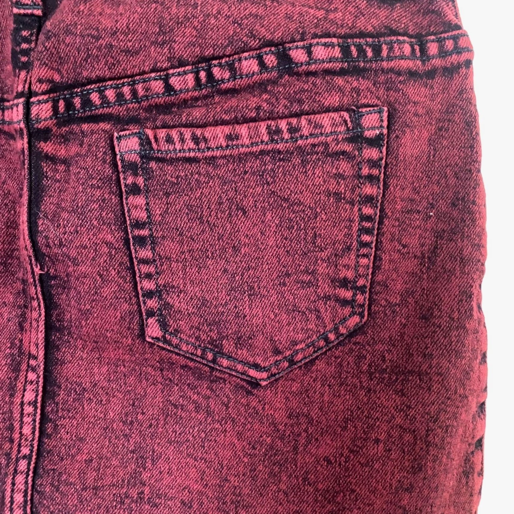 Hot Topic Hot Topic Red Acid Wash Denim Skirt Women’s Small Front-Full-Zip Goth Punk Mini Short With Pockets Rocks New Size 28" / US 6 / IT 42 - 6 Thumbnail