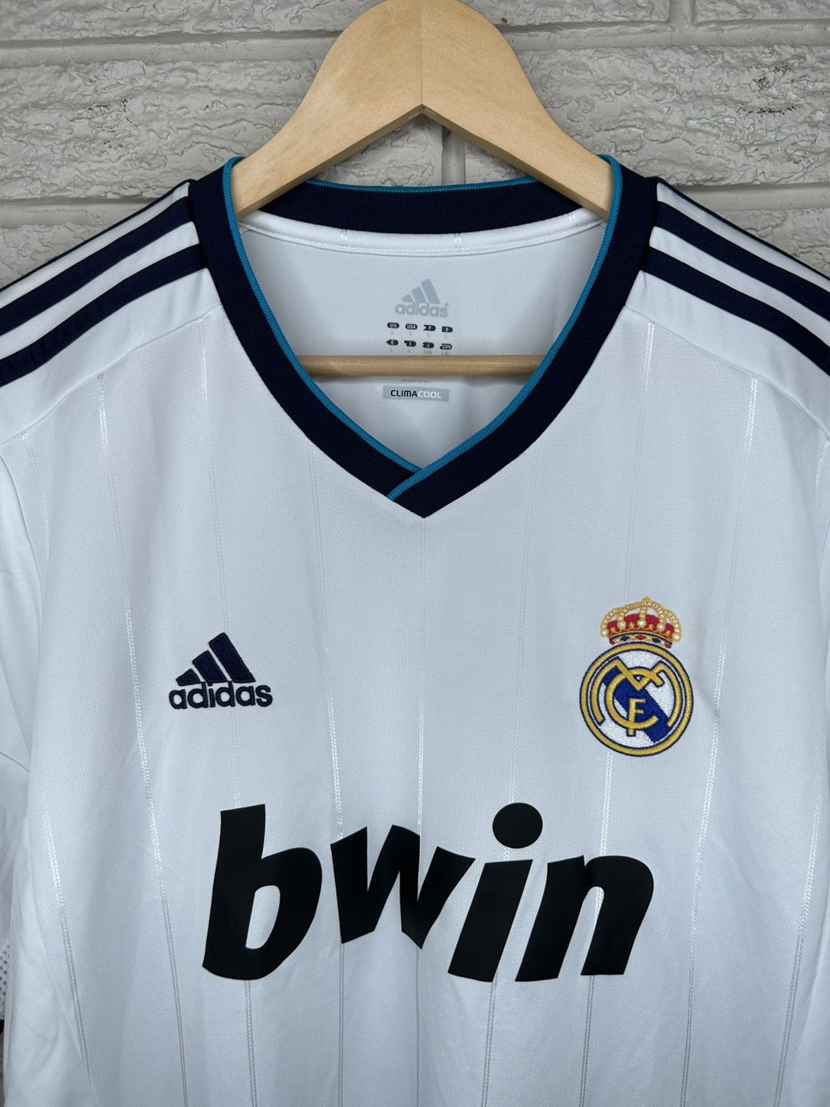 Adidas Adidas Real Madrid 2012 Home Jersey Size US L / EU 52-54 / 3 - 3 Thumbnail