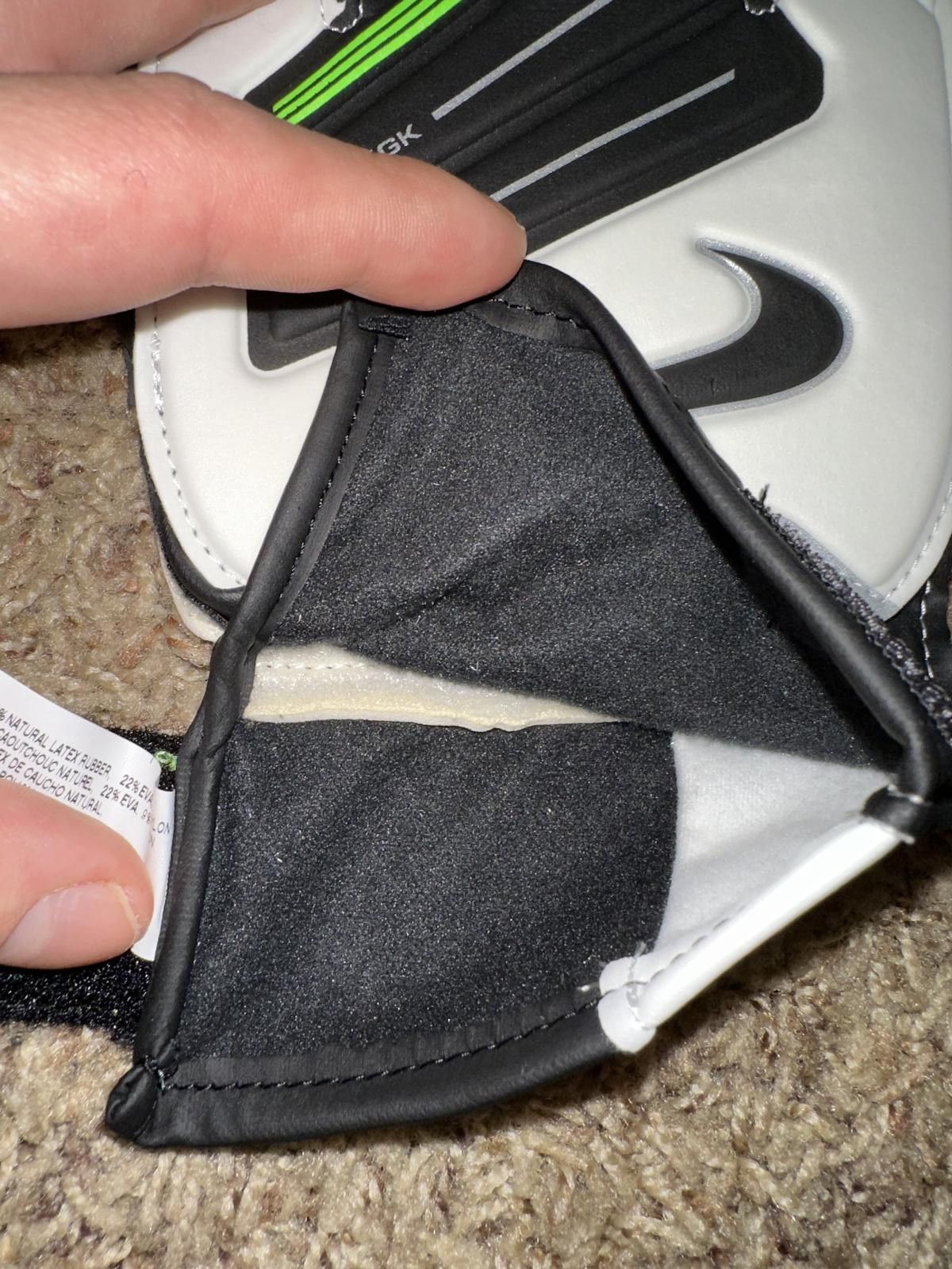 Nike Nike Youth Goalkeeper Volt Black White GK Classic Glove Size ONE SIZE - 7 Thumbnail