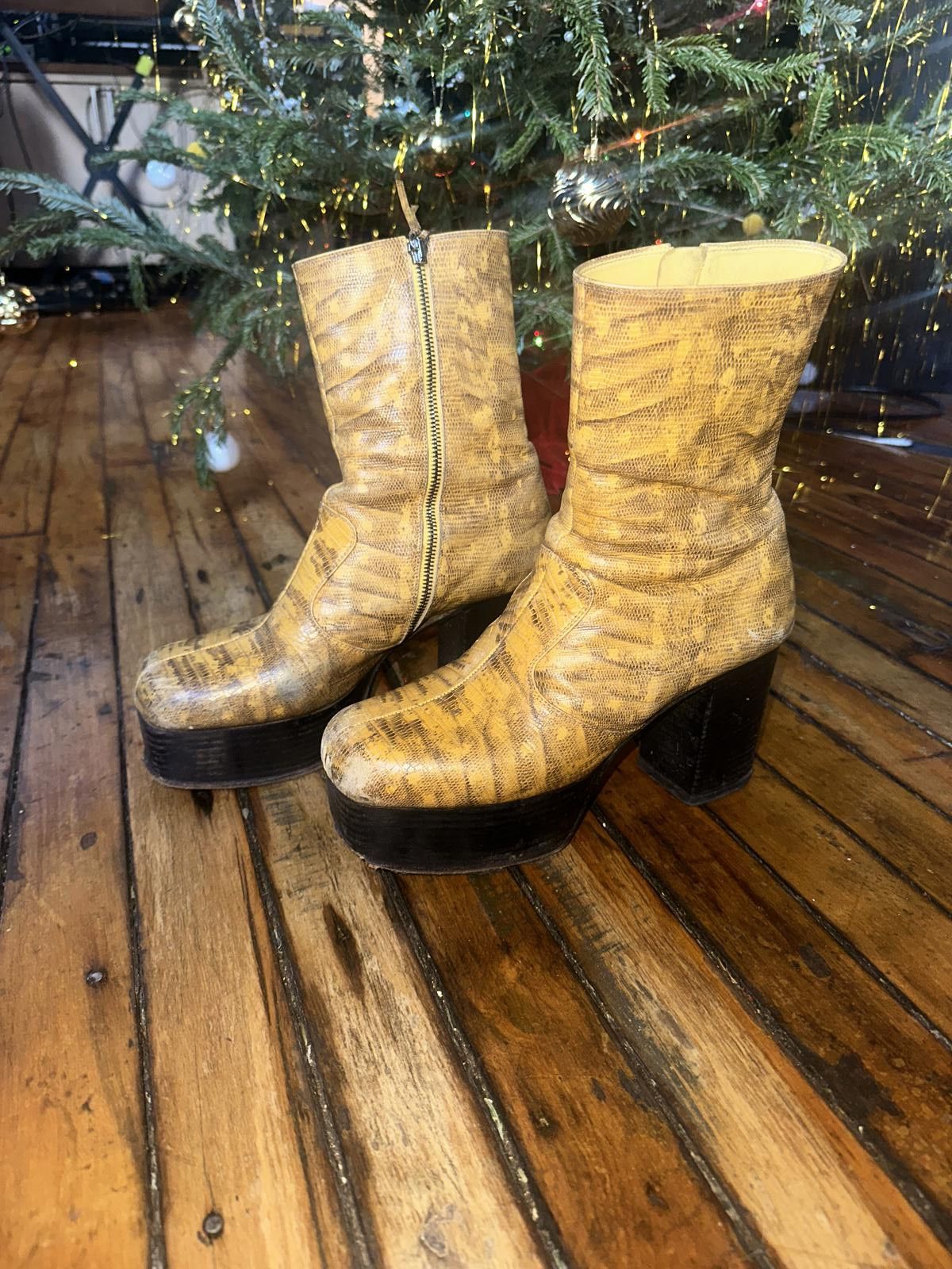 Miu Miu MIU MIU yellow leather FAUX LIZARD Platform Boots Size US 9 / IT 39 - 7 Thumbnail