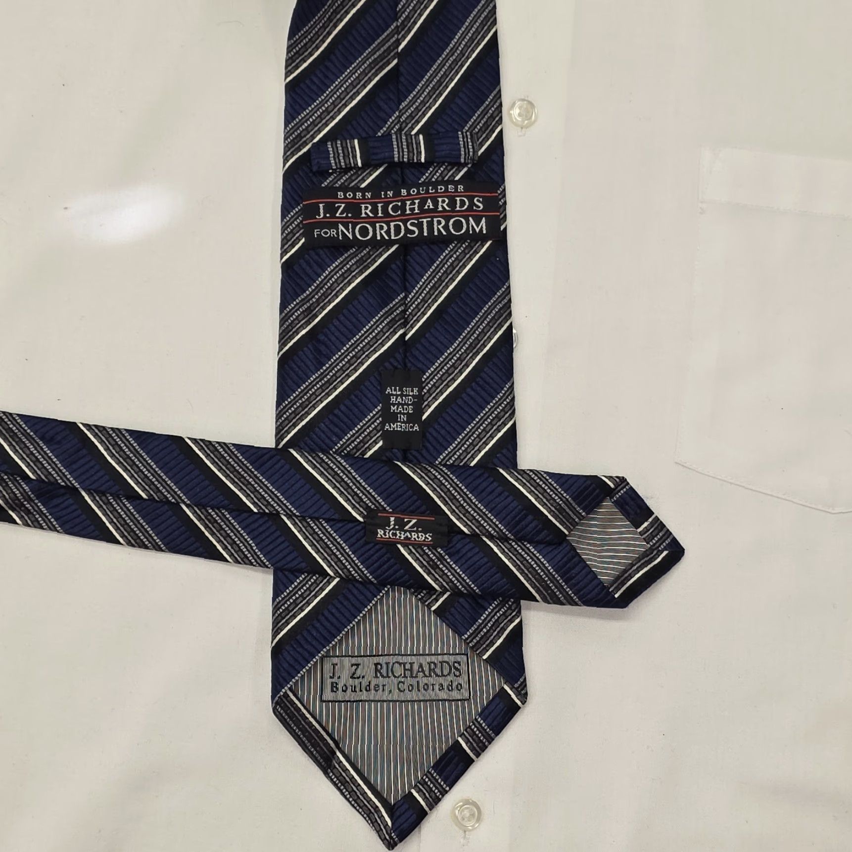 Vintage VINTAGE JZ Richards Necktie Mens Blue Black Hand Made 100% Silk Designer Made In USA Striped Tie 58 1/2" X 3 3/4" Classic Width Mens Size ONE SIZE - 3 Thumbnail