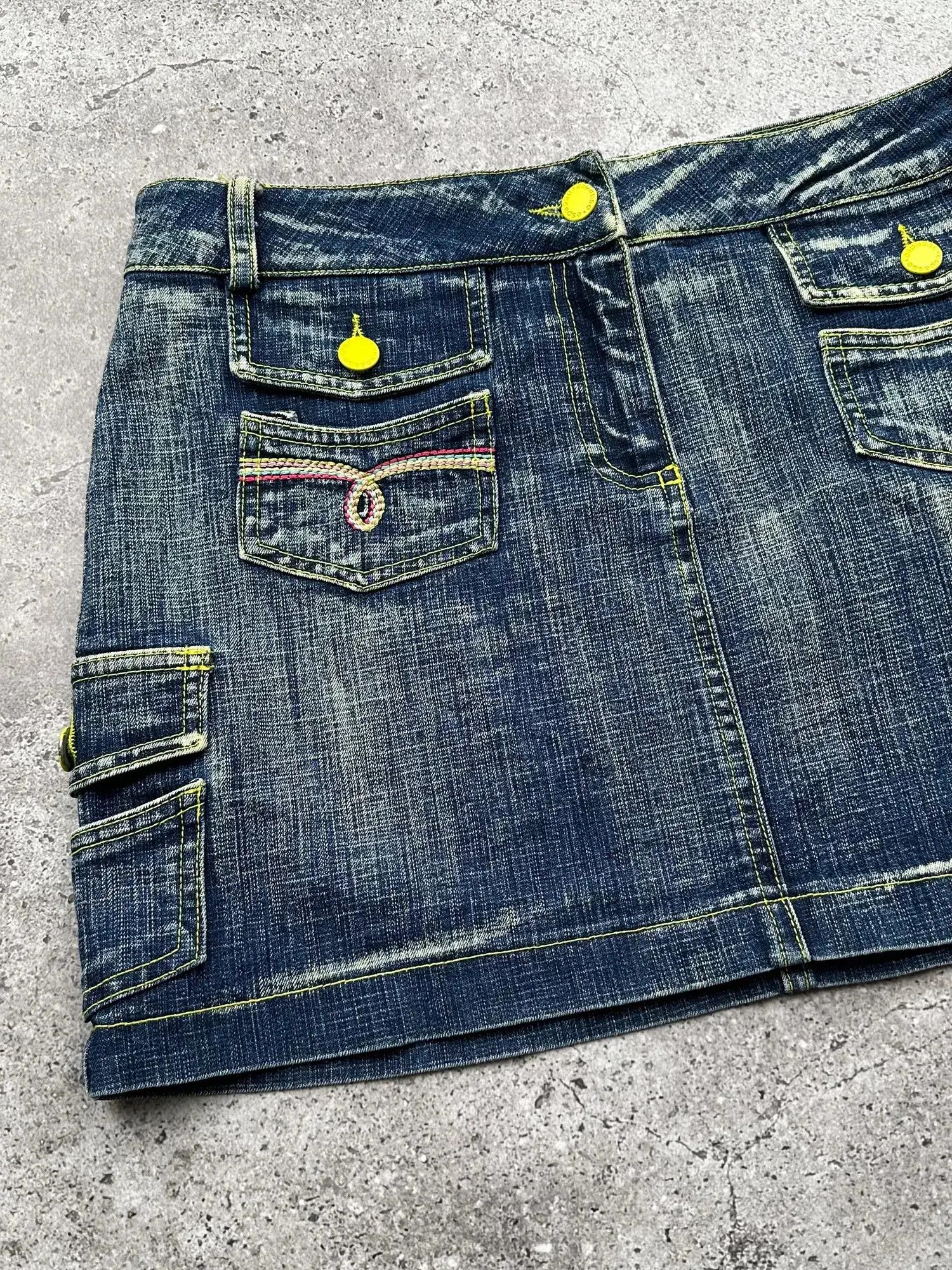Japanese Brand Vintage Faded Cargo Mini Skirt C370(V641)(E8) Size 28" / US 6 / IT 42 - 2 Thumbnail