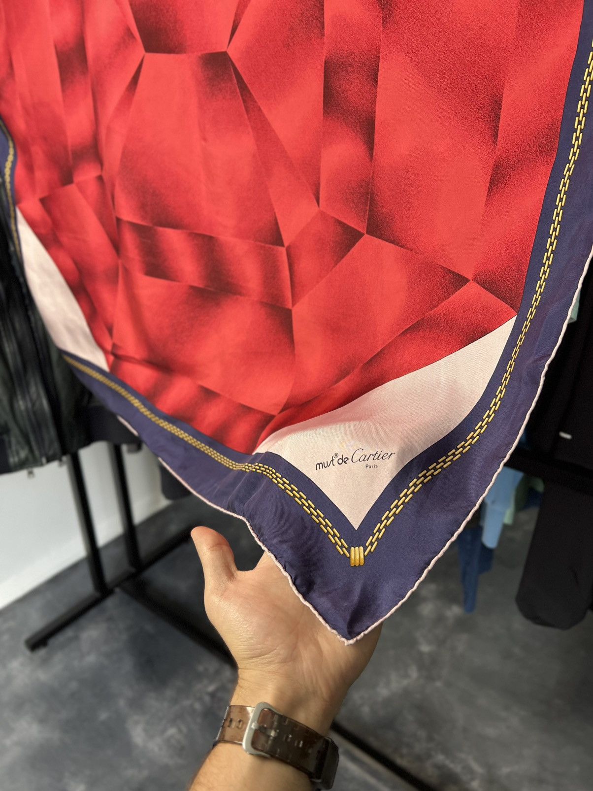 Cartier Cartier Red Silk Scarf 82x85cm Must de Cartier Vintage Size ONE SIZE - 18 Thumbnail