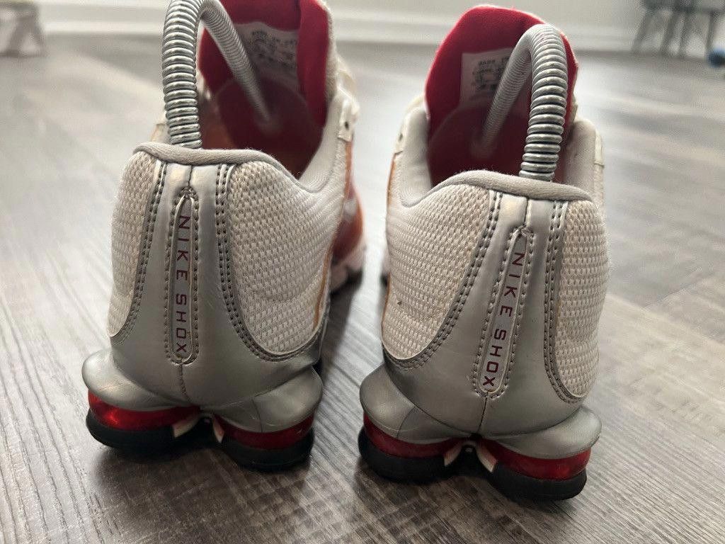 Nike NIKE • Nike Shox "2008 Experience+" (4M) Size US 5 / EU 37 - 7 Thumbnail
