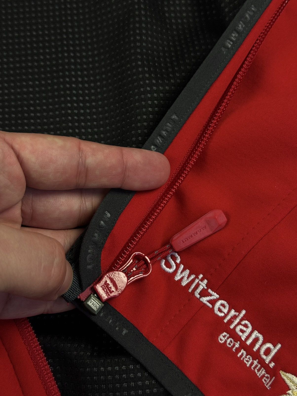 Mammut MAMMUT Windstopper Switzerland Red Vest Sleeve Less Jacket Size M / US 6-8 / IT 42-44 - 10 Thumbnail