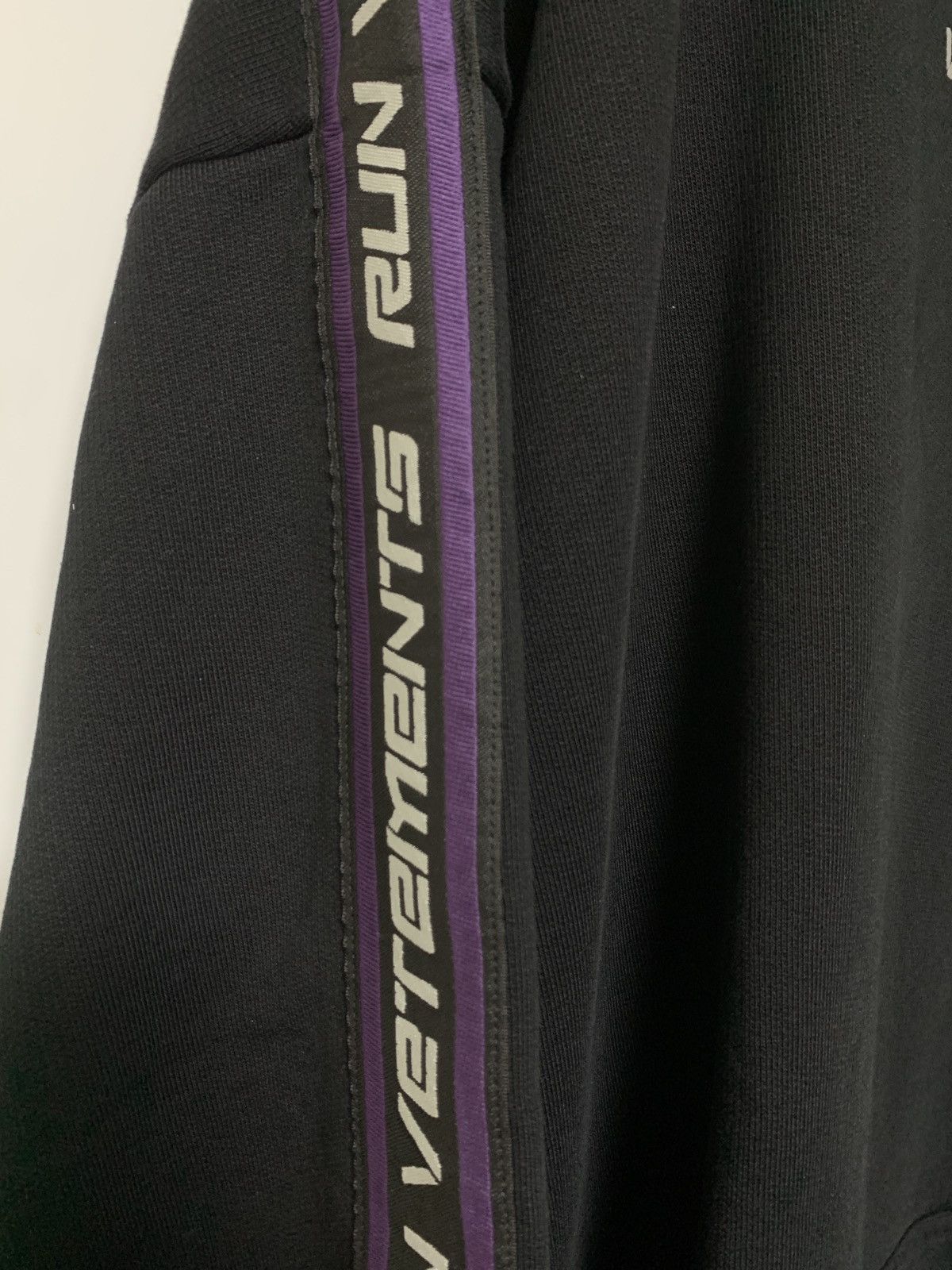 Vetements Vetements Side Logo Tape Oversized Hoodie Black Size US XL / EU 56 / 4 - 3 Thumbnail
