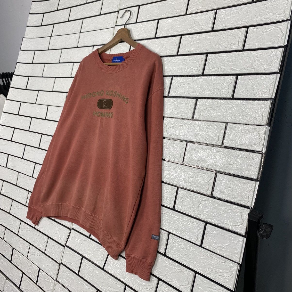 Japanese Brand Vintage Sweatshirt Hiroko Koshino Homme Big Logo Size US L / EU 52-54 / 3 - 3 Thumbnail