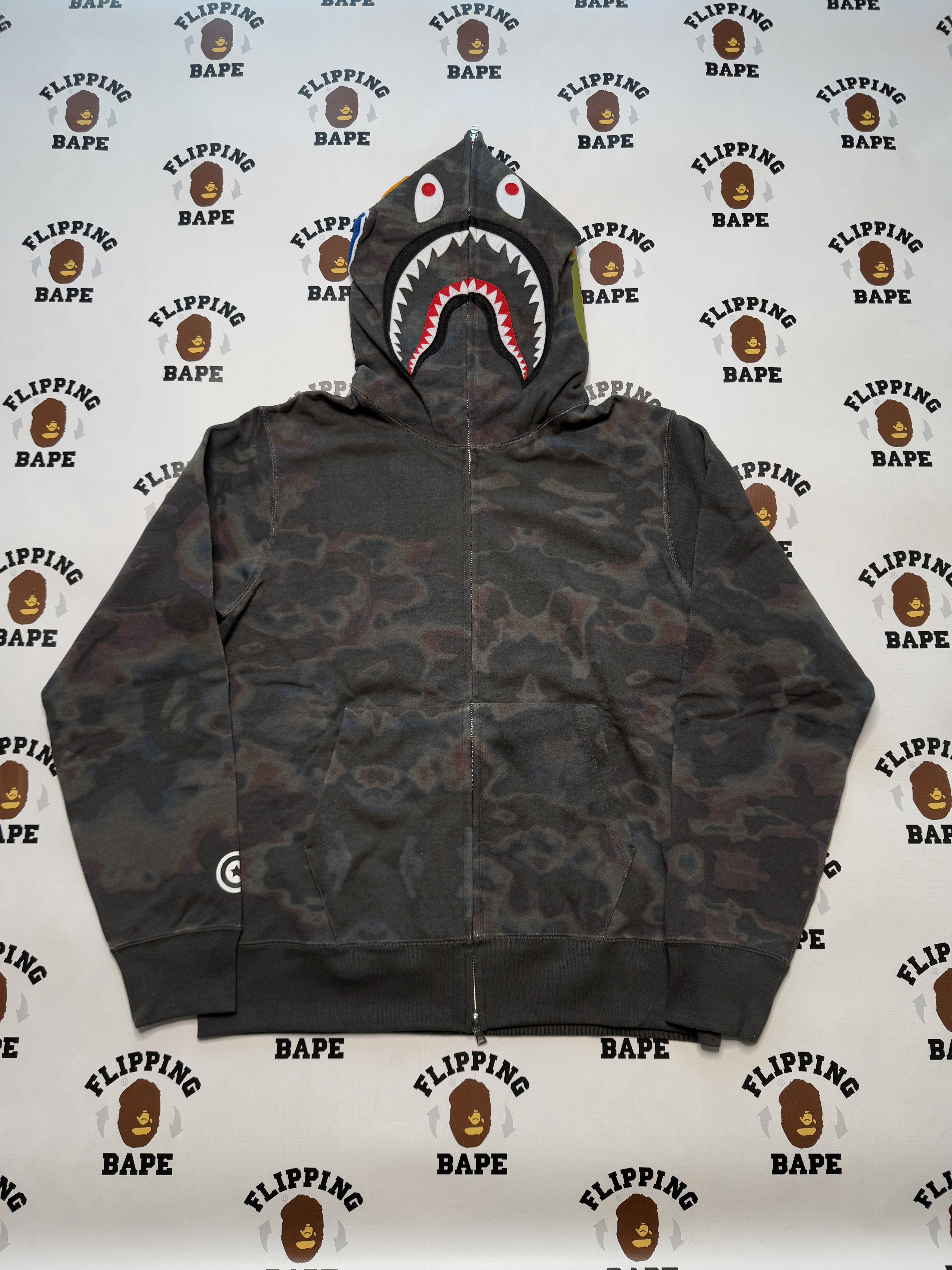 Bape BAPE THERMOGRAPHY SHARK FULL ZIP HOODIE Size US XXL / EU 58 / 5 - 2 Thumbnail