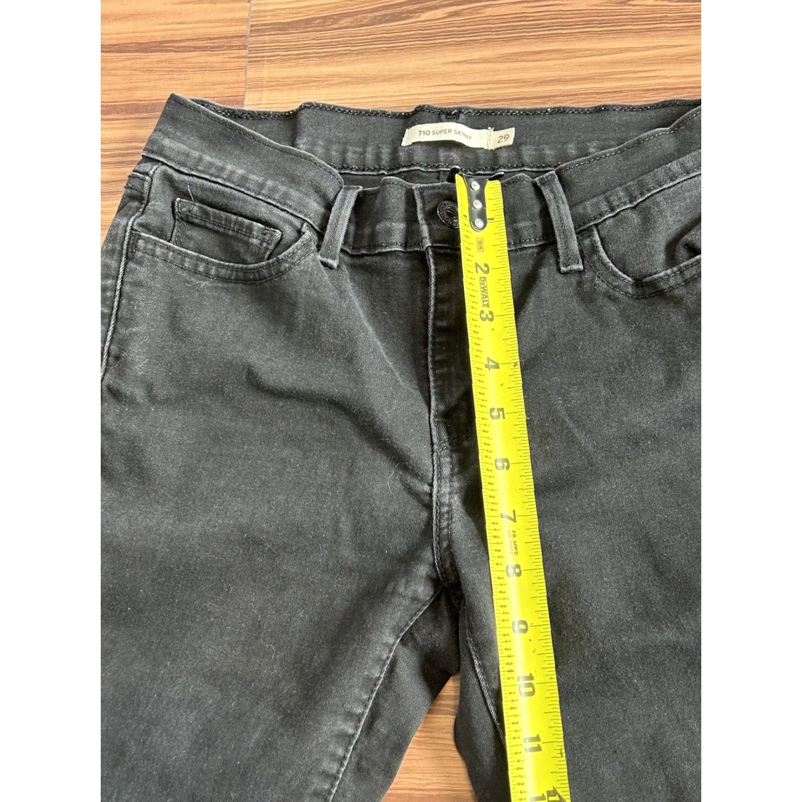 Levi's Womens Levi's 710 Super Skinny Jeans Black 29x28 Jeans Slim Regular 5-Pocket Logo Womens Mens? Size 29" - 6 Thumbnail