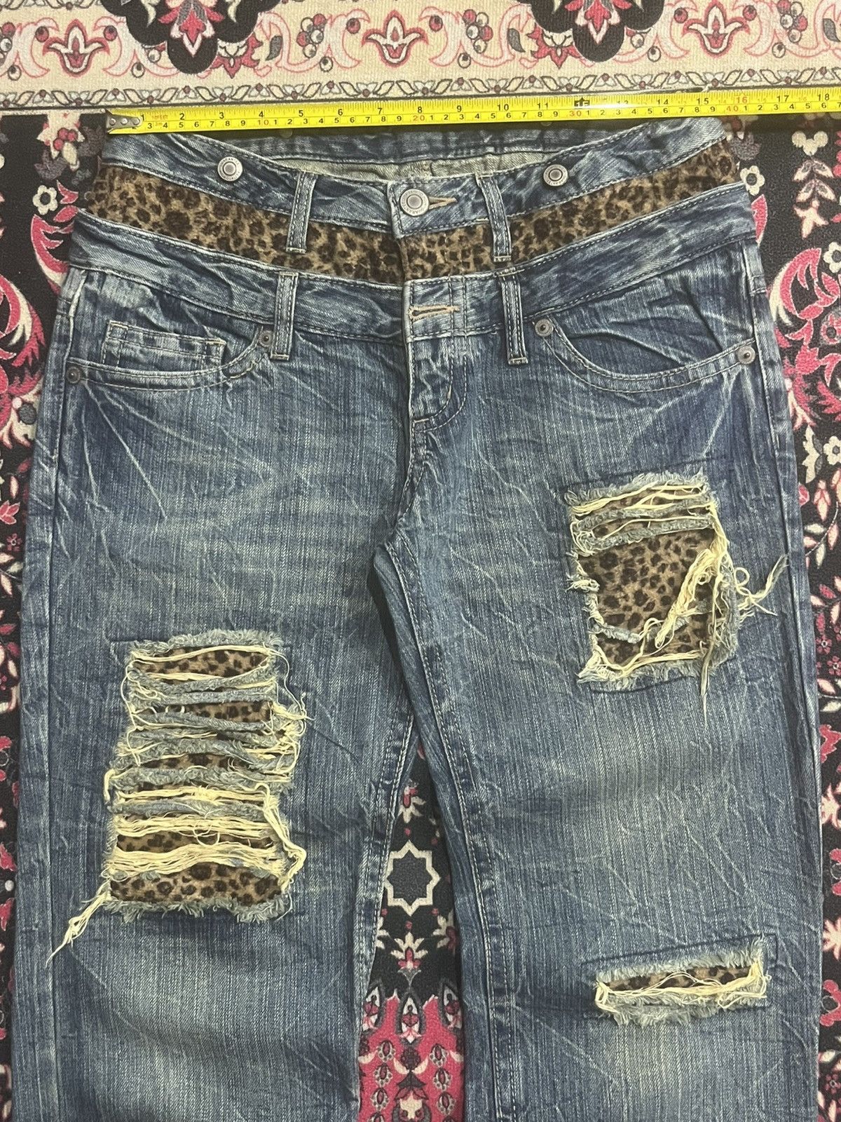 Japanese Brand Vintage Distressed Double Waist Leopard Style Blue Jeans Size 30" / US 8 / IT 44 - 10 Thumbnail