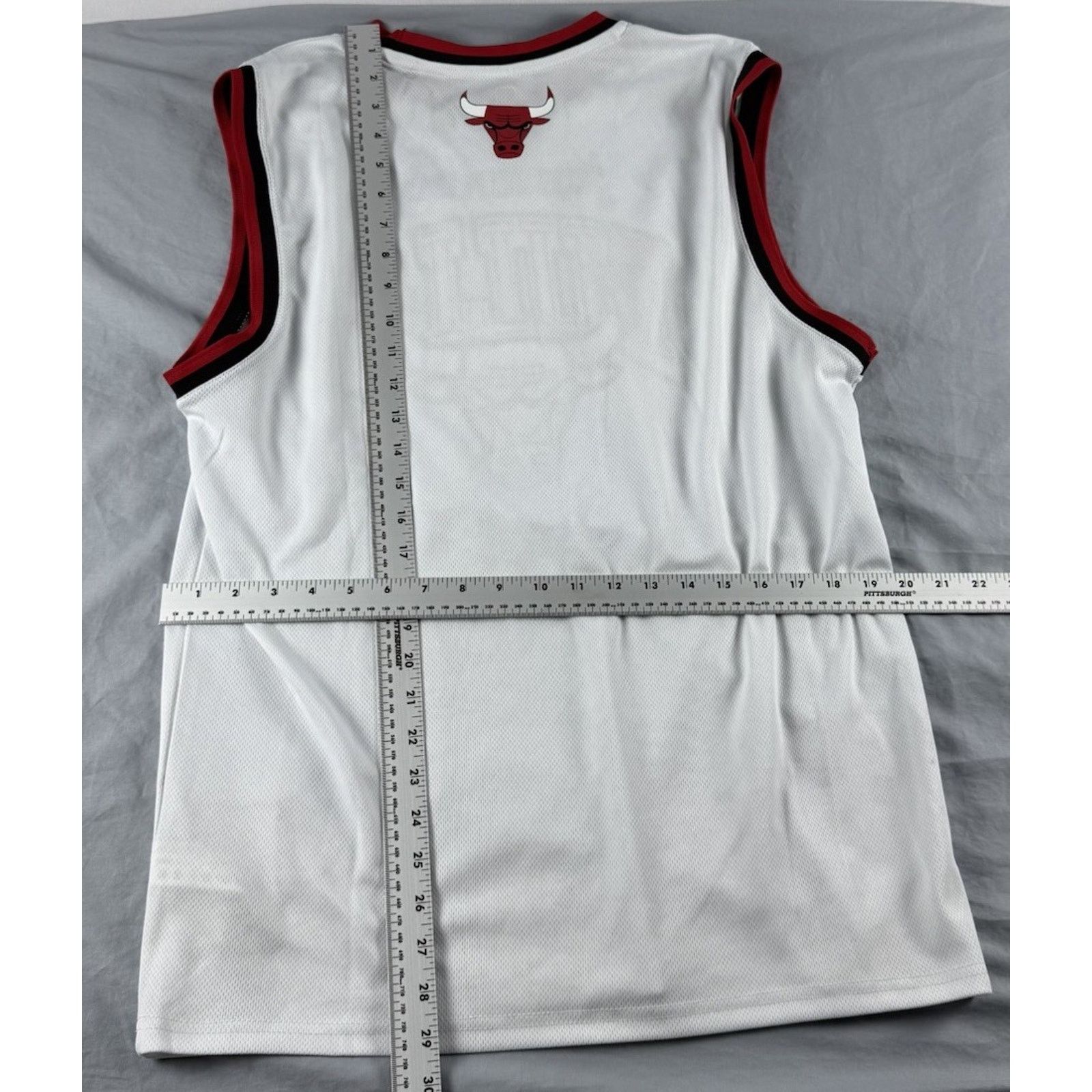 NBA Chicago Bulls Eastern Conference Champion Jersey - Size L Size US L / EU 52-54 / 3 - 3 Thumbnail