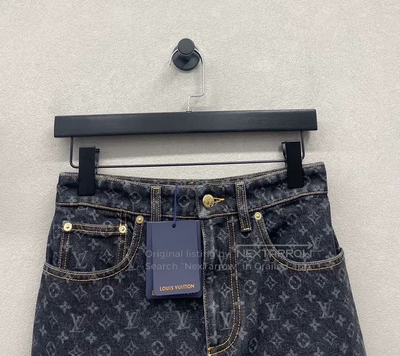 Louis Vuitton Louis Vuitton Black full print jeans Size US 36 / EU 52 - 4 Thumbnail