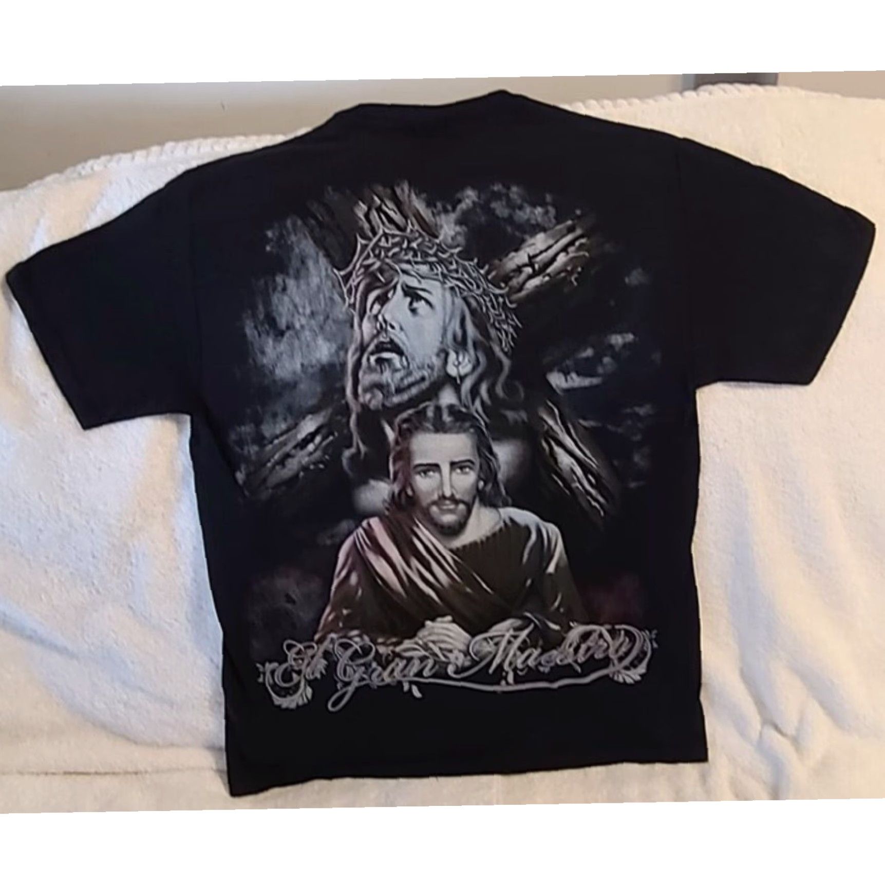 Vintage Black Jesus Christ Crown of Thorns Graphic Tee Men's Medium Size US L / EU 52-54 / 3 - 1 Thumbnail