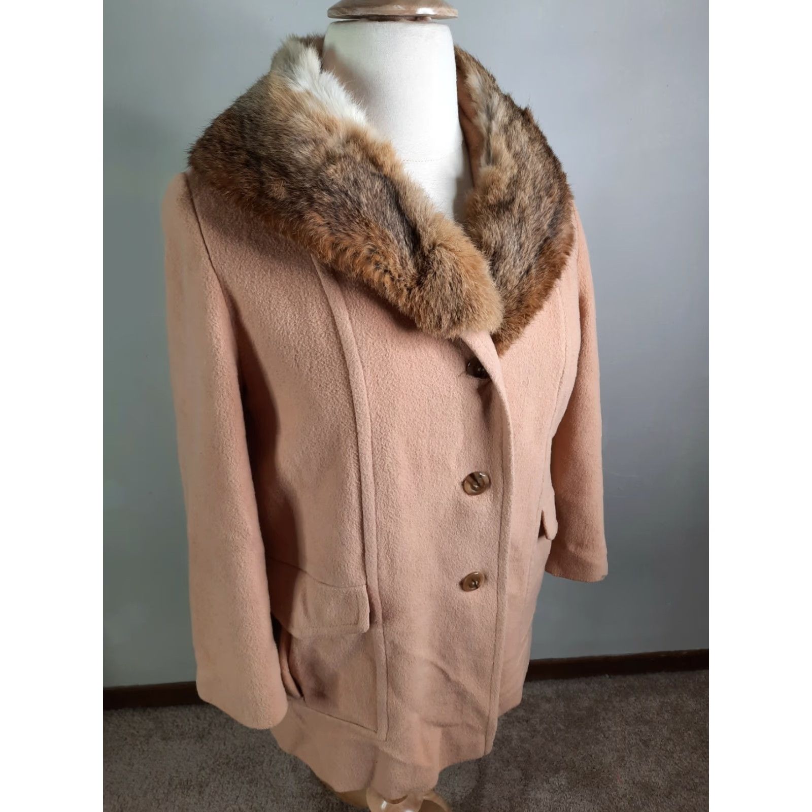 Vintage Vtg 60s Noble Fashions Wool Blend Fur Collar Pea Trench Coat Large 14/16 Beige Women's Coat Size L / US 10 / IT 46 - 4 Thumbnail