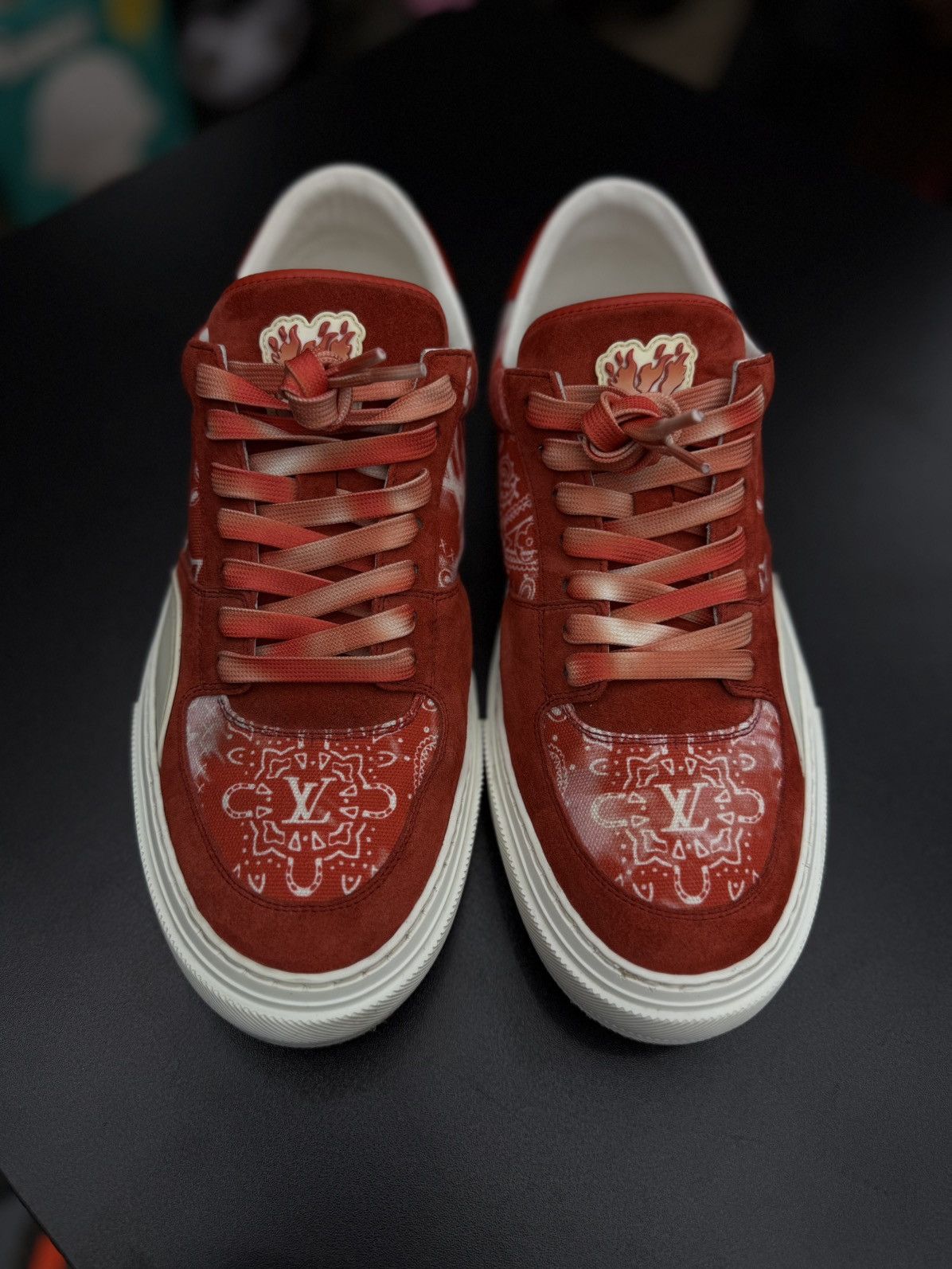 Louis Vuitton Louis Vuitton Red Bandanna Low Top Sneakers 8LV/9US Size US 9 / EU 42 - 6 Thumbnail