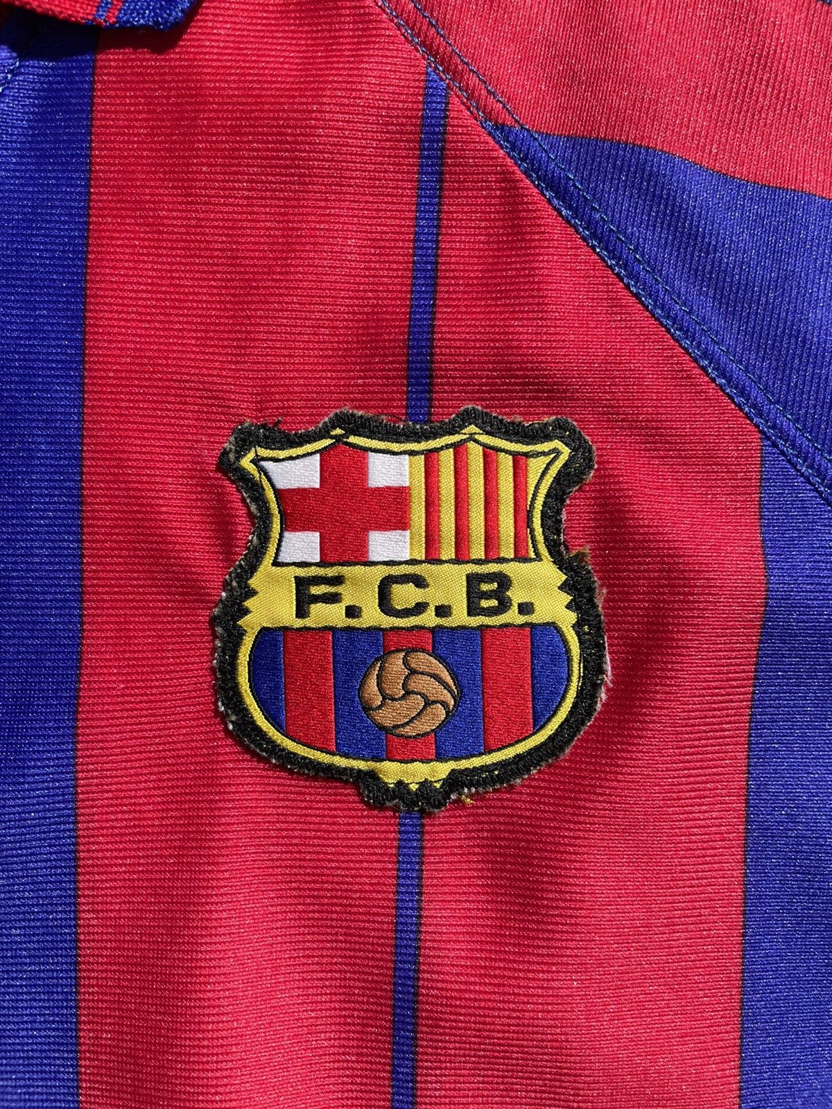 Vintage Vintage F.C.Barca T-Shirt Size US XXL / EU 58 / 5 - 2 Thumbnail