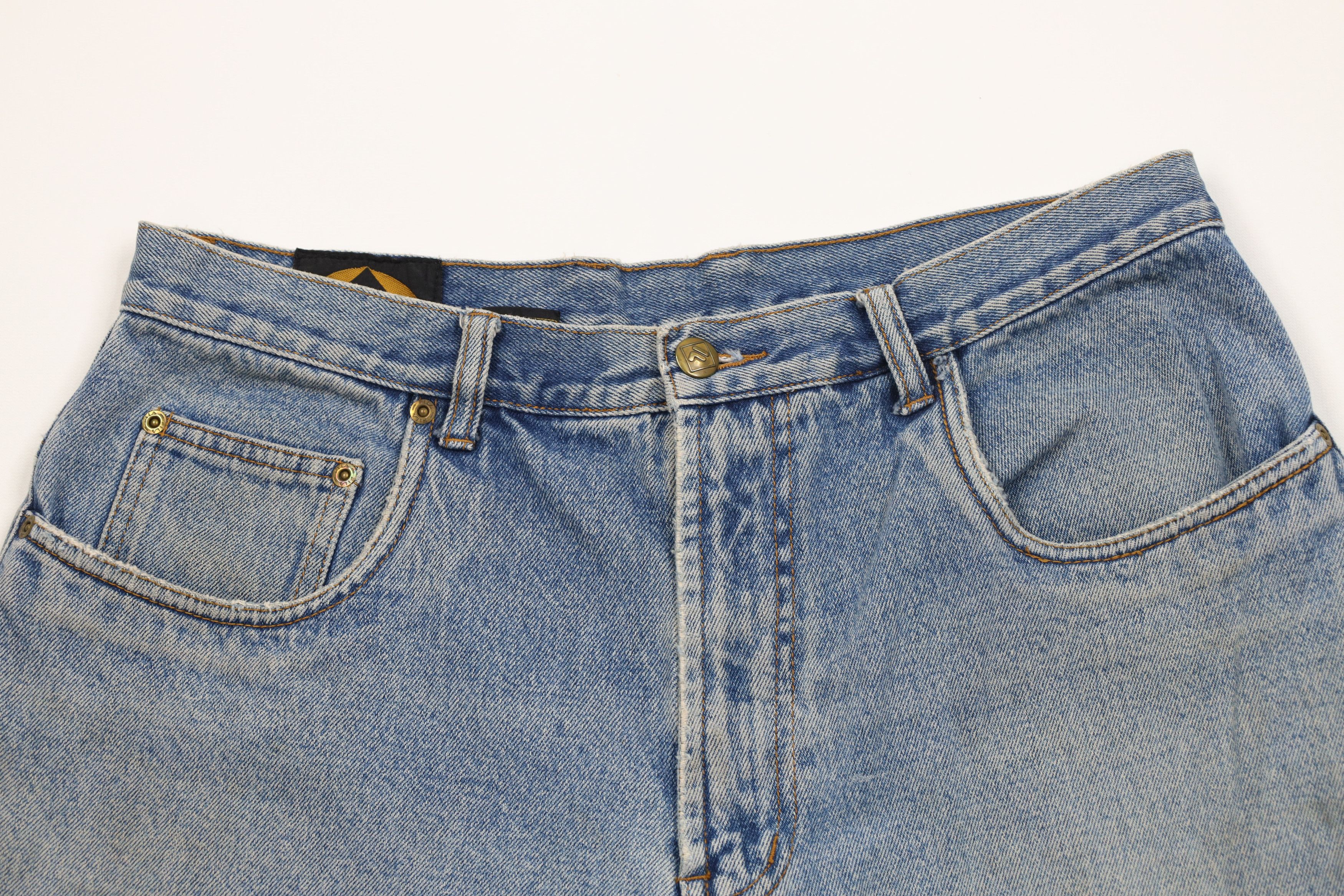 Fila × Vintage Vintage 90s Fila Spell Out Baggy Fit Denim Jean Shorts Jorts Size US 32 / EU 48 - 2 Thumbnail