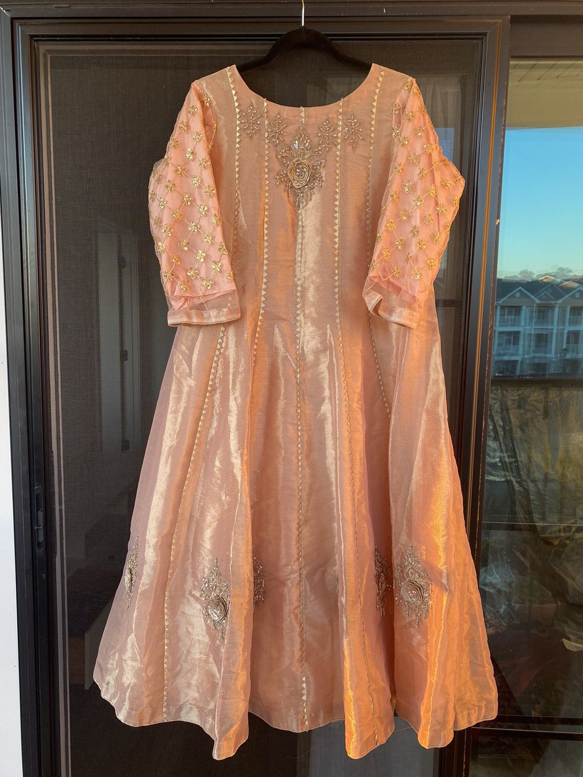 Other Wedding Wear Peach Organza Anarkali Pakistani Dress Size L Size L / US 10 / IT 46 - 1 Thumbnail