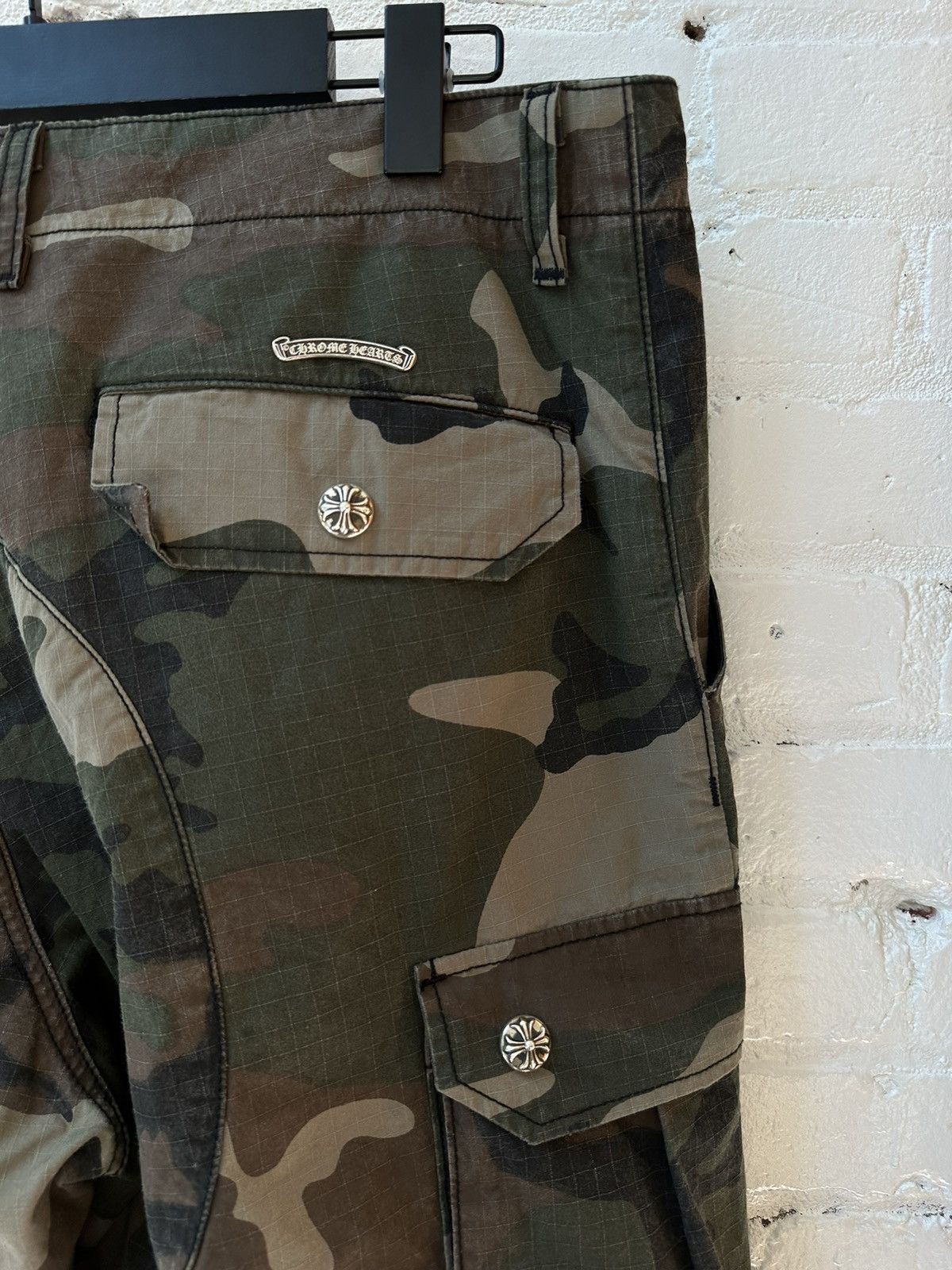 Chrome Hearts CHROME HEARTS ARMY CAMO PATCHED CARGOS Size US 36 / EU 52 - 4 Thumbnail