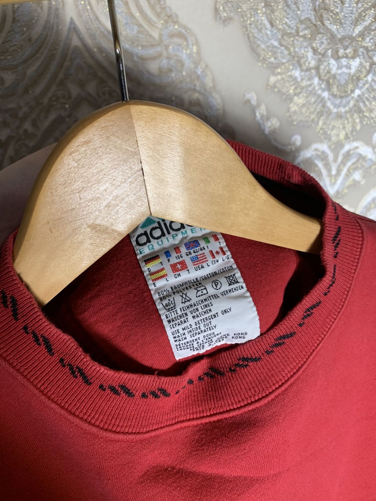 Adidas VINTAGE ADIDAS ORIGINAL EQUIPMENT RETRO SWEATSHIRT Y2K 90s Size US M / EU 48-50 / 2 - 3 Thumbnail