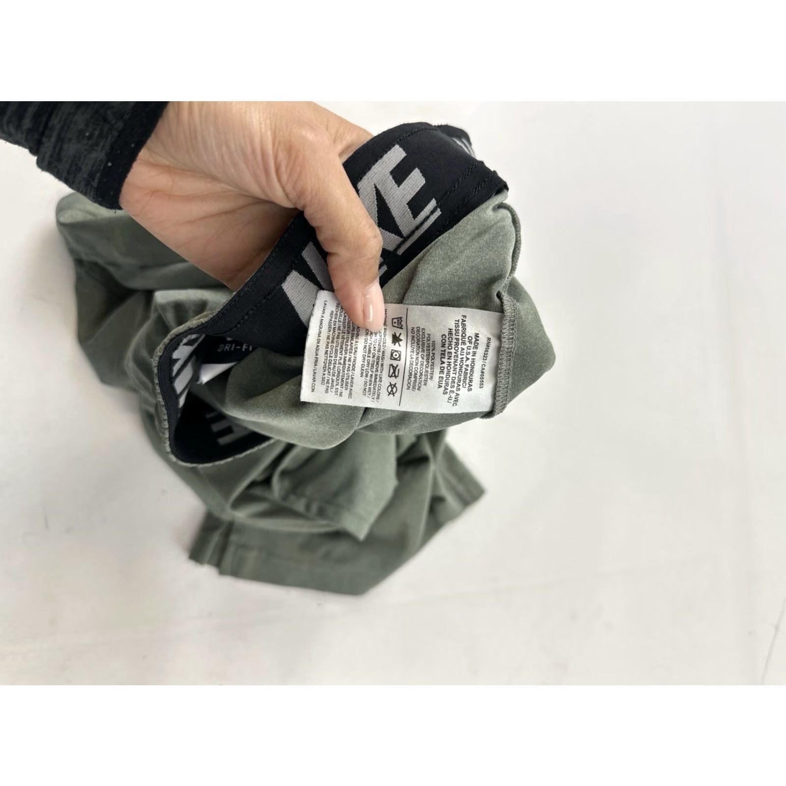 Nike Nike Shorts Men’s S Small Green Grey Basketball Size US 29 - 6 Thumbnail
