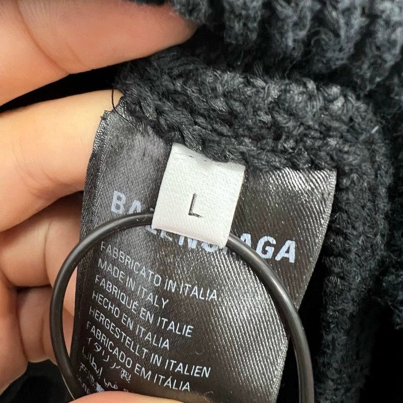Balenciaga Balenciaga Mai sui Huang Guan knit sweater Size US L / EU 52-54 / 3 - 4 Thumbnail