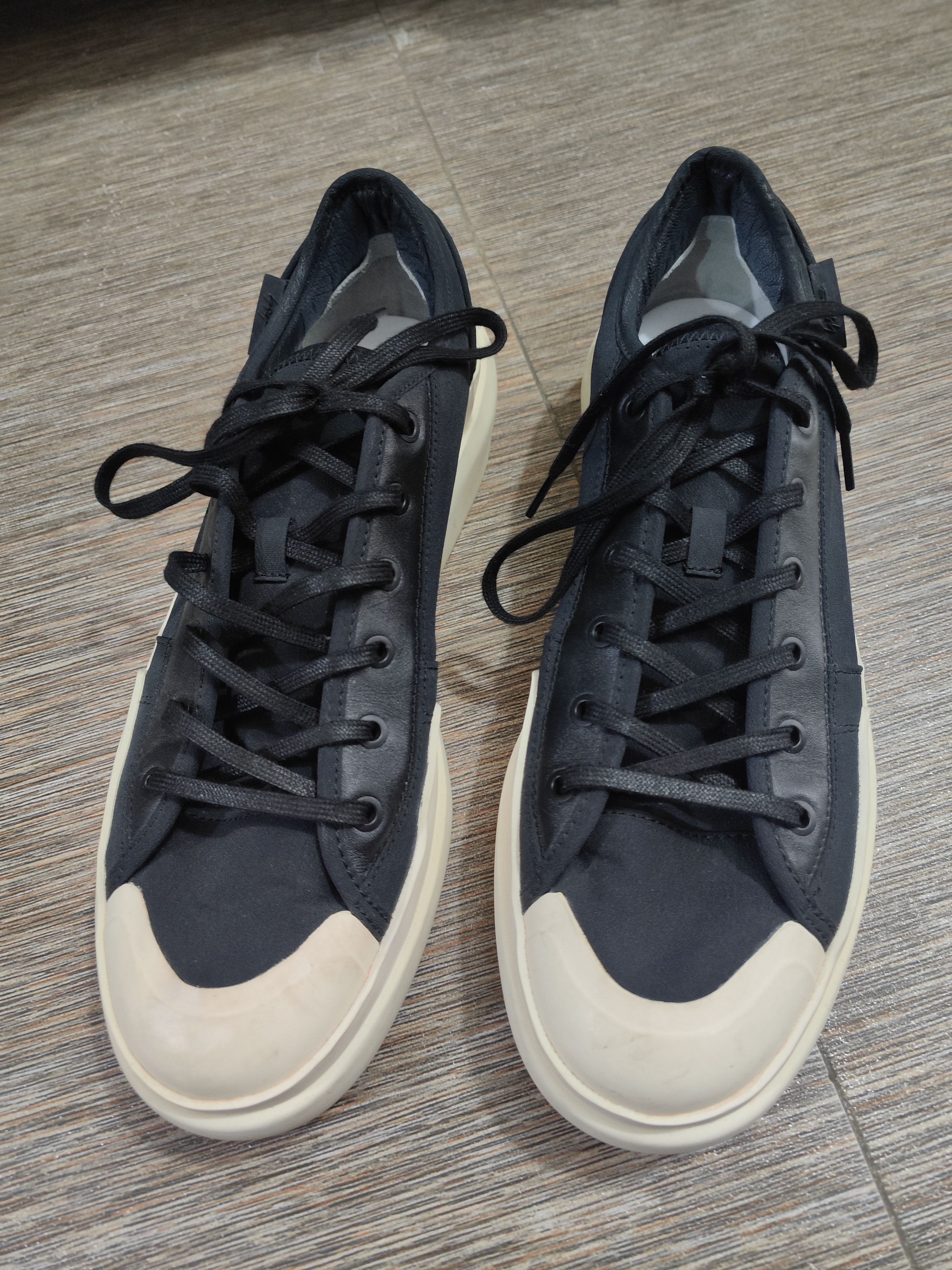 Y-3 Adidas × Y-3 Y3 Ajatu court Low Size US 10.5 / EU 43-44 - 1 Thumbnail