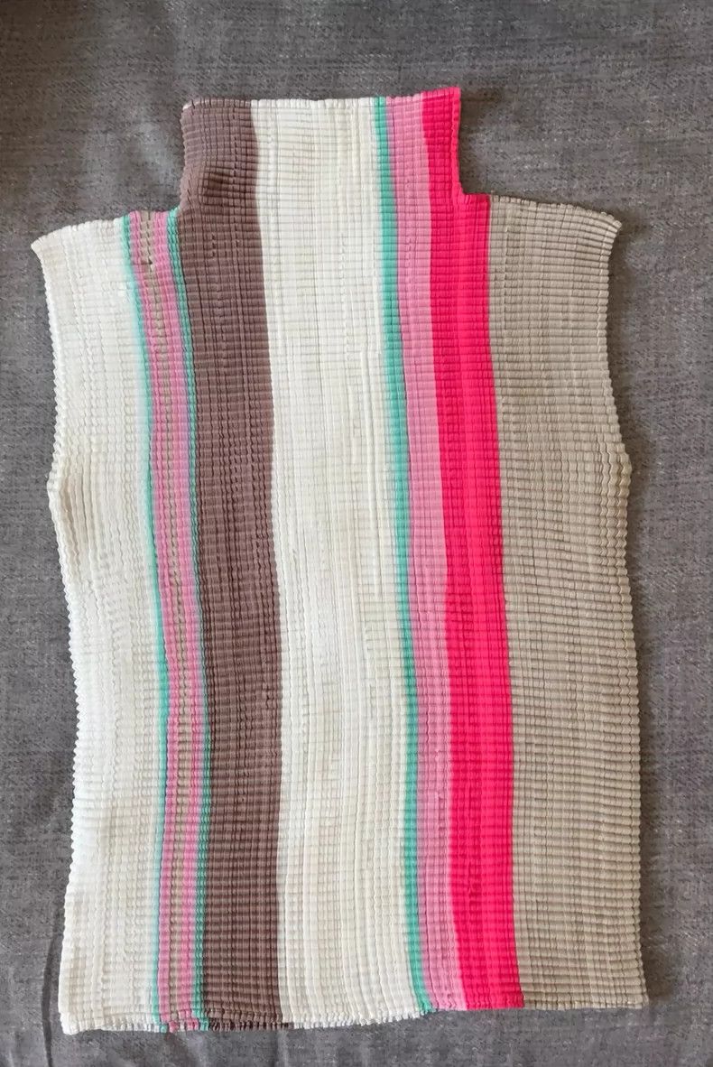 Issey Miyake issey miyake size:2 Sleeveless top Size XS / US 0-2 / IT 36-38 - 1 Thumbnail