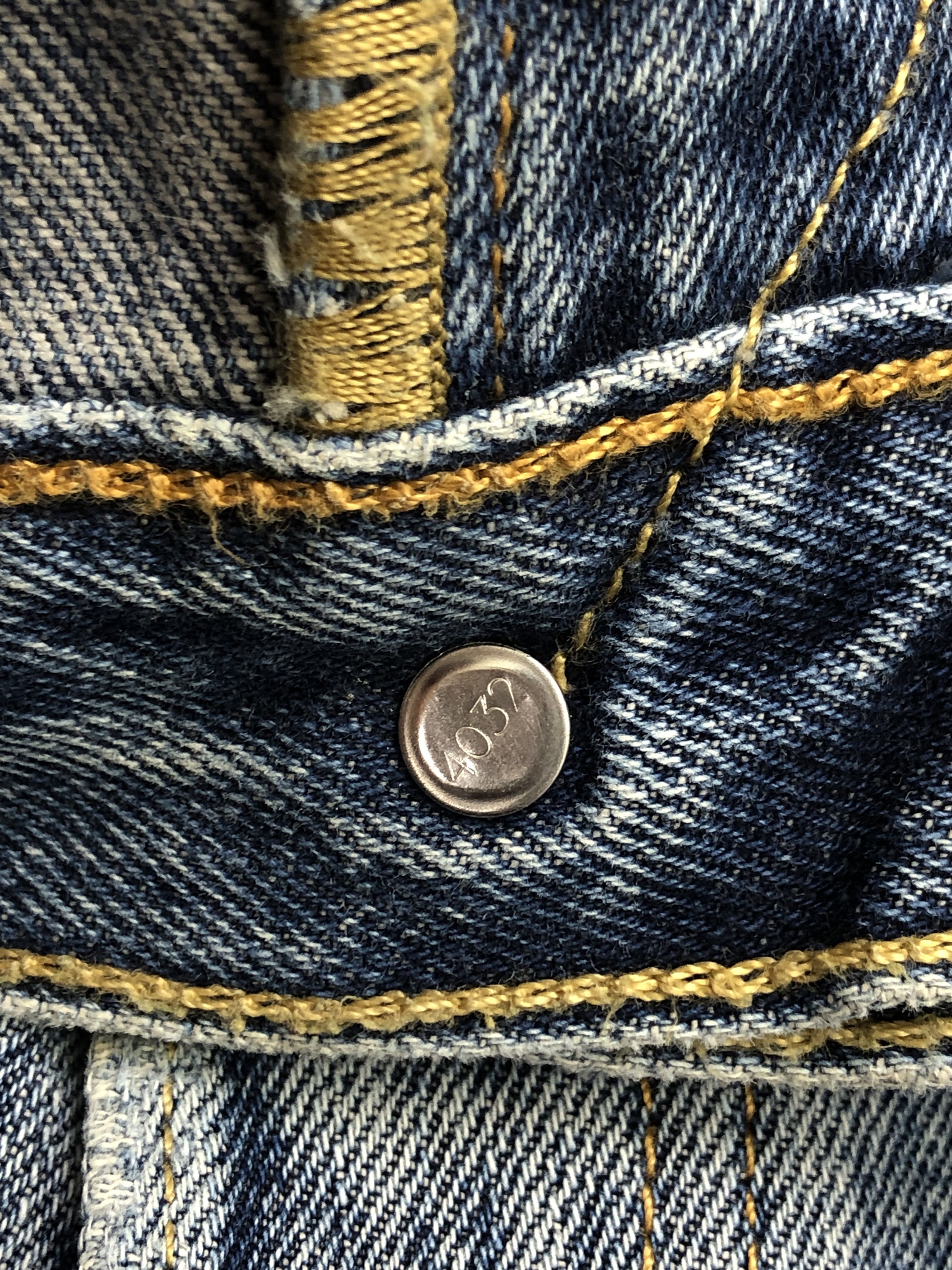 Levi's × Vintage Vintage Levis 501 Blue Denim Jeans Size US 34 / EU 50 - 15 Thumbnail
