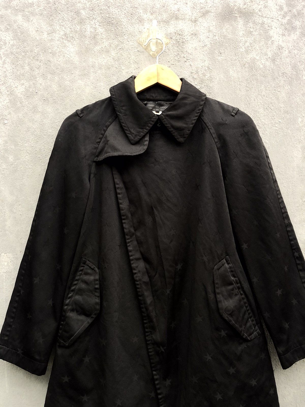 Comme des Garcons Comme des Garcons Embroidered Star Asymetrical Jacket Size US S / EU 44-46 / 1 - 6 Thumbnail