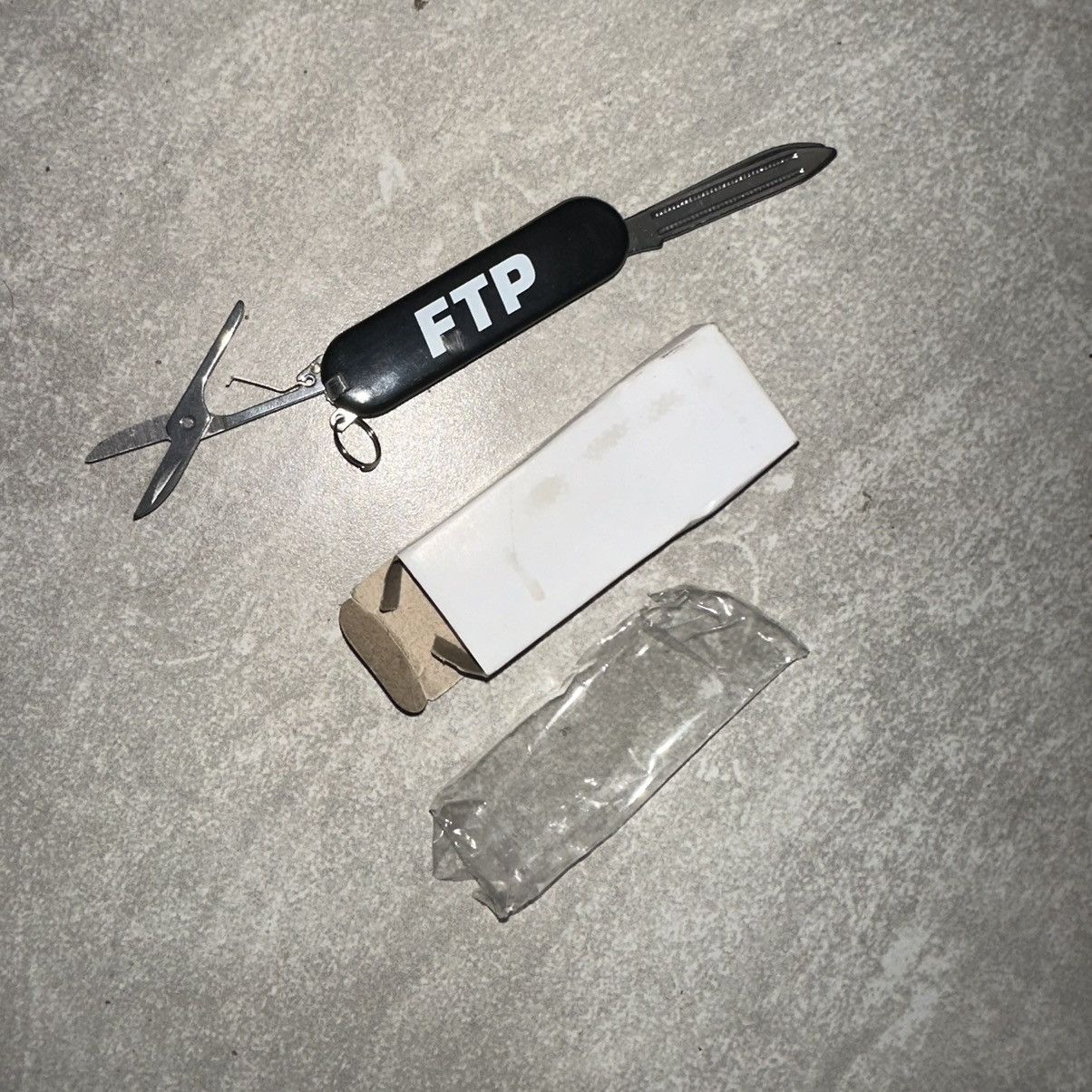 Mini Pocket Tool
