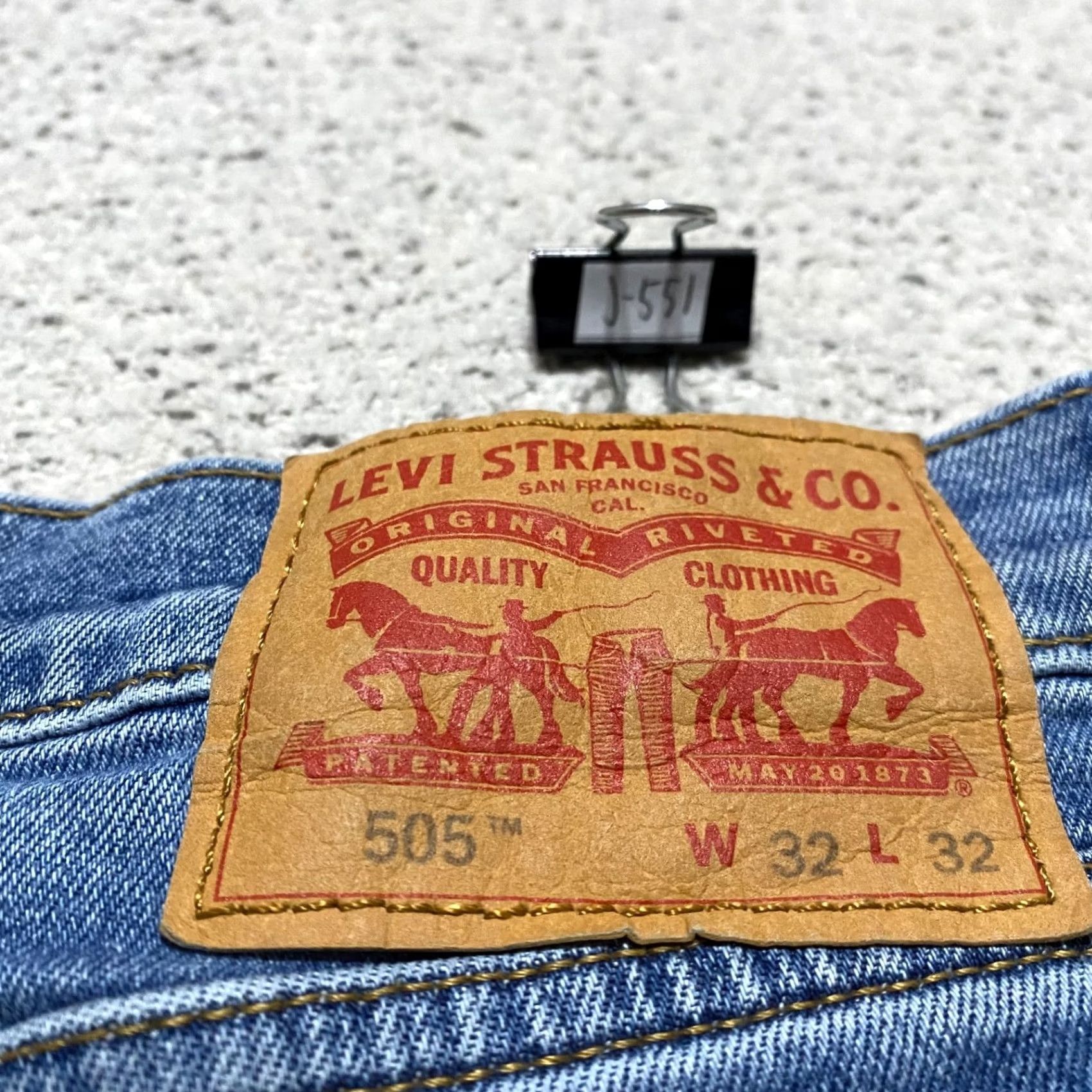 Levi's Levi's 505 Jeans Men 32x32 Blue Denim Medium Wash Straight Rise Mid Levi's 500 Series Regular 5-Pocket Denim Jeans Mens Size US 32 / EU 48 - 3 Thumbnail