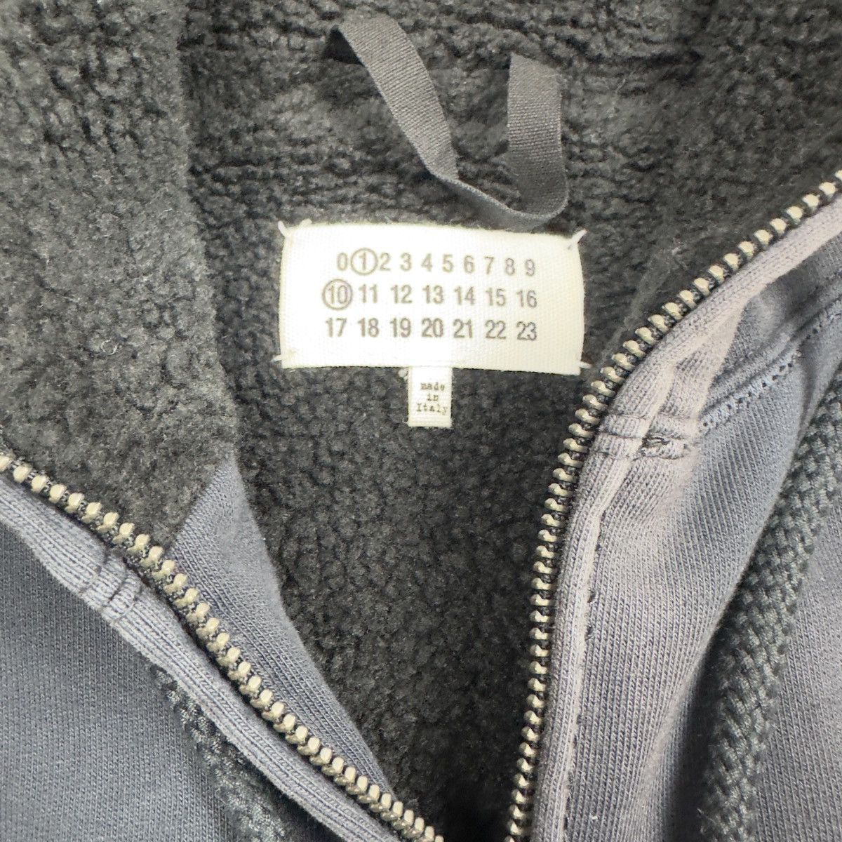 Maison Margiela Maison Margiela Faded Zip Jacket Hoodie Sweatshirt Fur XL Size US XL / EU 56 / 4 - 2 Thumbnail