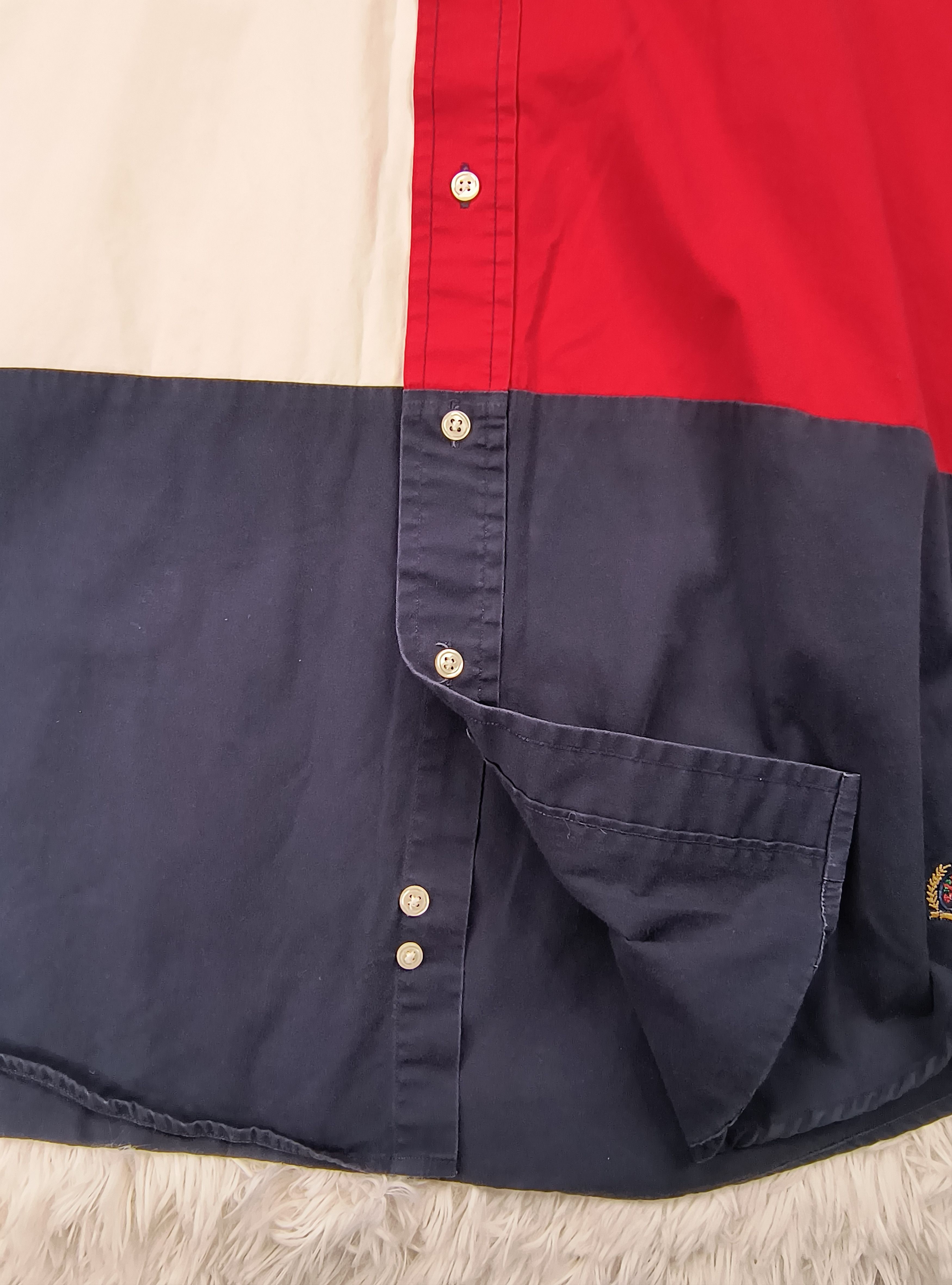 Tommy Hilfiger Vintage Tommy Hilfiger big flag 90s button up LS shirt Size US L / EU 52-54 / 3 - 6 Thumbnail