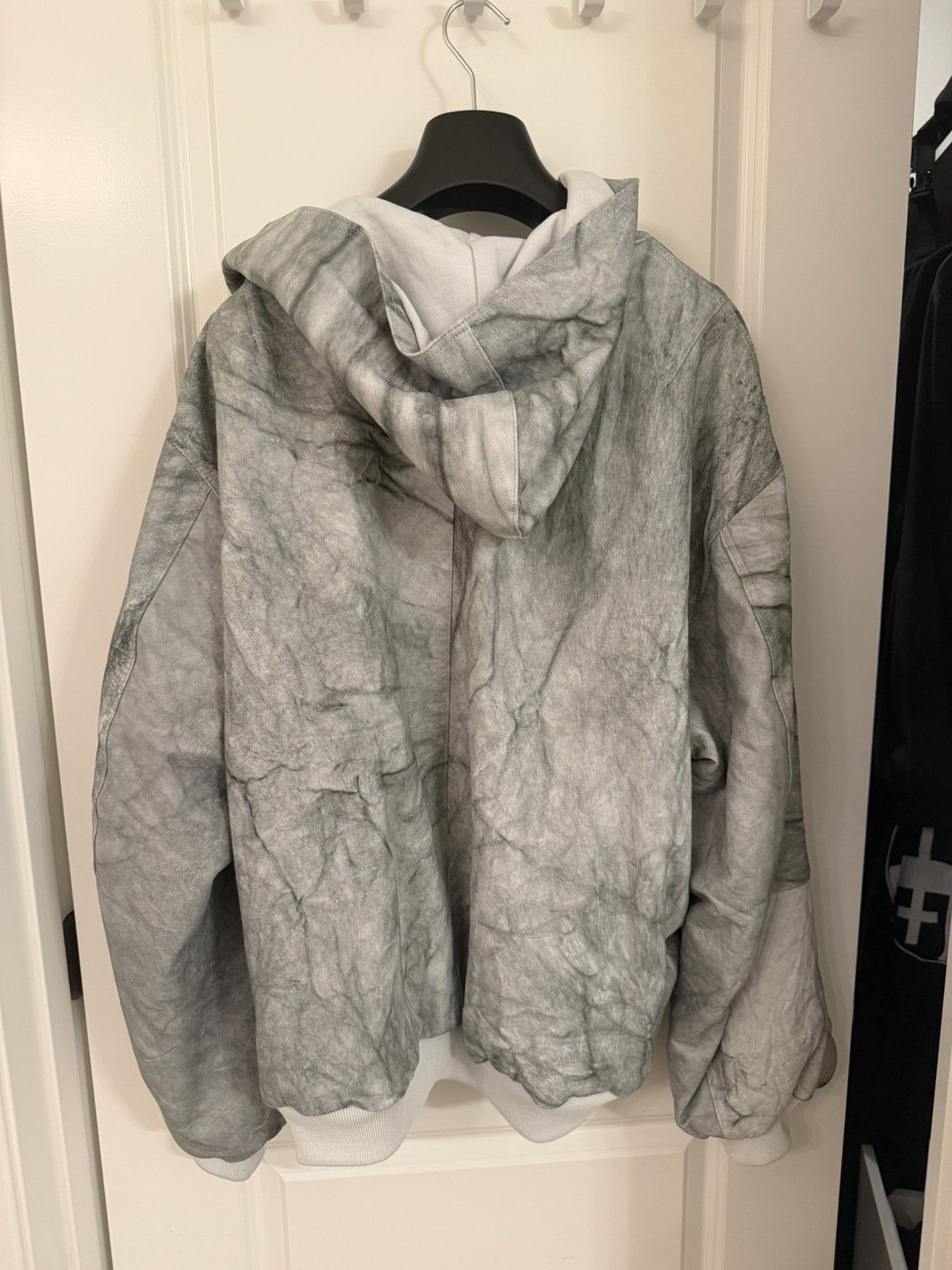 Alexander Digenova leather bomber light