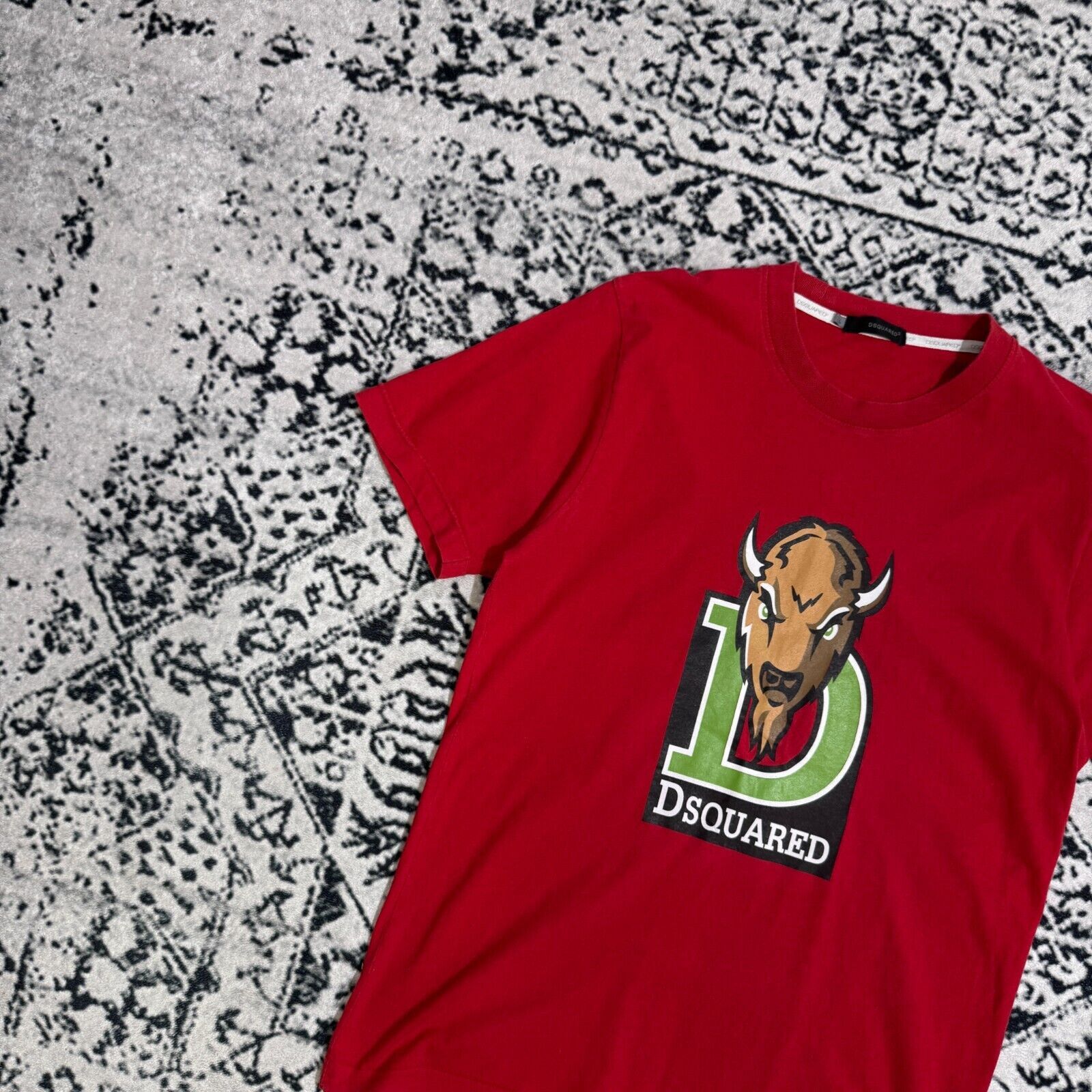 Dsquared2 × Vintage Vintage Dsquared2 Red Cotton T-Shirt Size L Bull Spellout Size US L / EU 52-54 / 3 - 3 Thumbnail