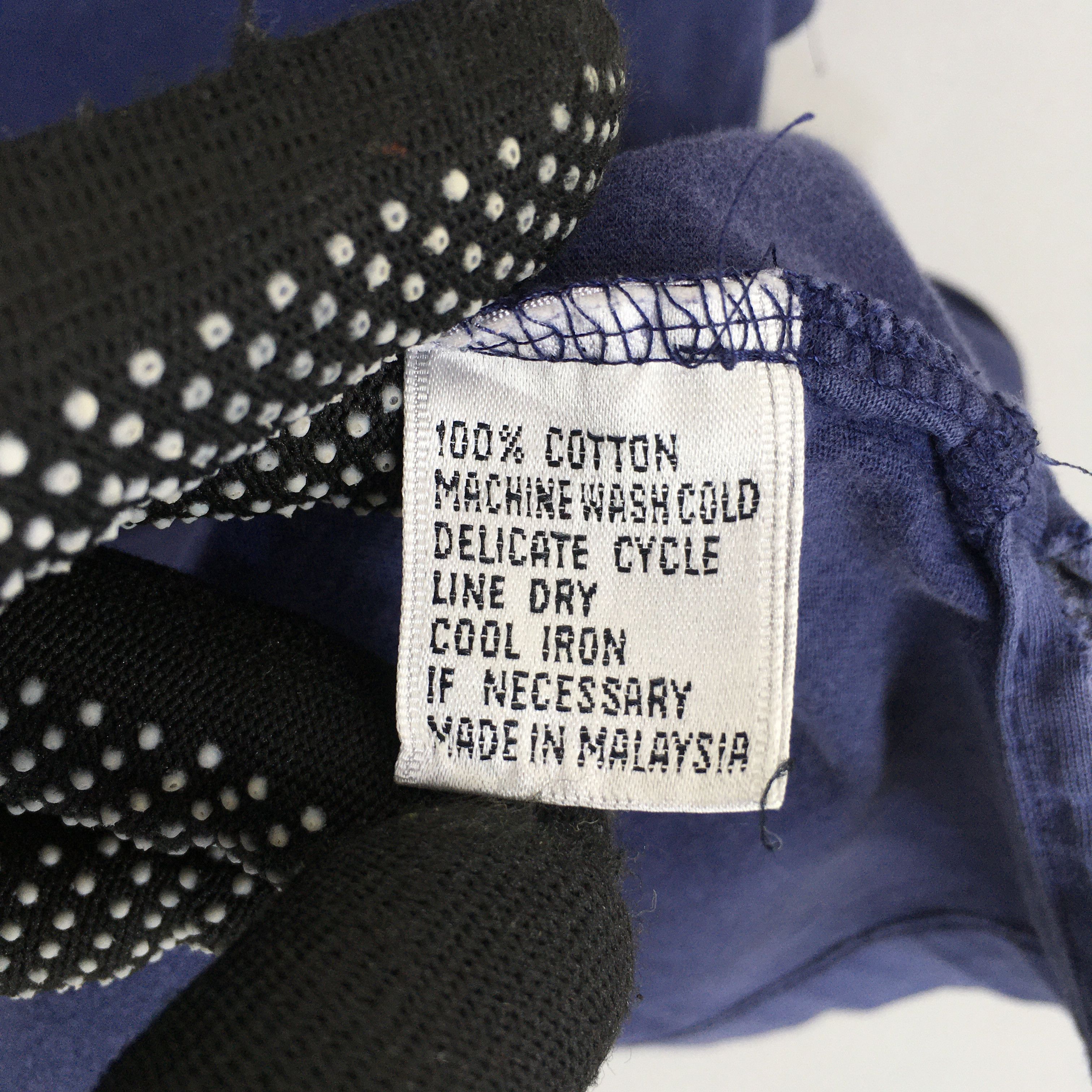 Yves Saint Laurent Vintage YSL Yves Saint Laurent Blue T shirt Medium Size US M / EU 48-50 / 2 - 6 Thumbnail